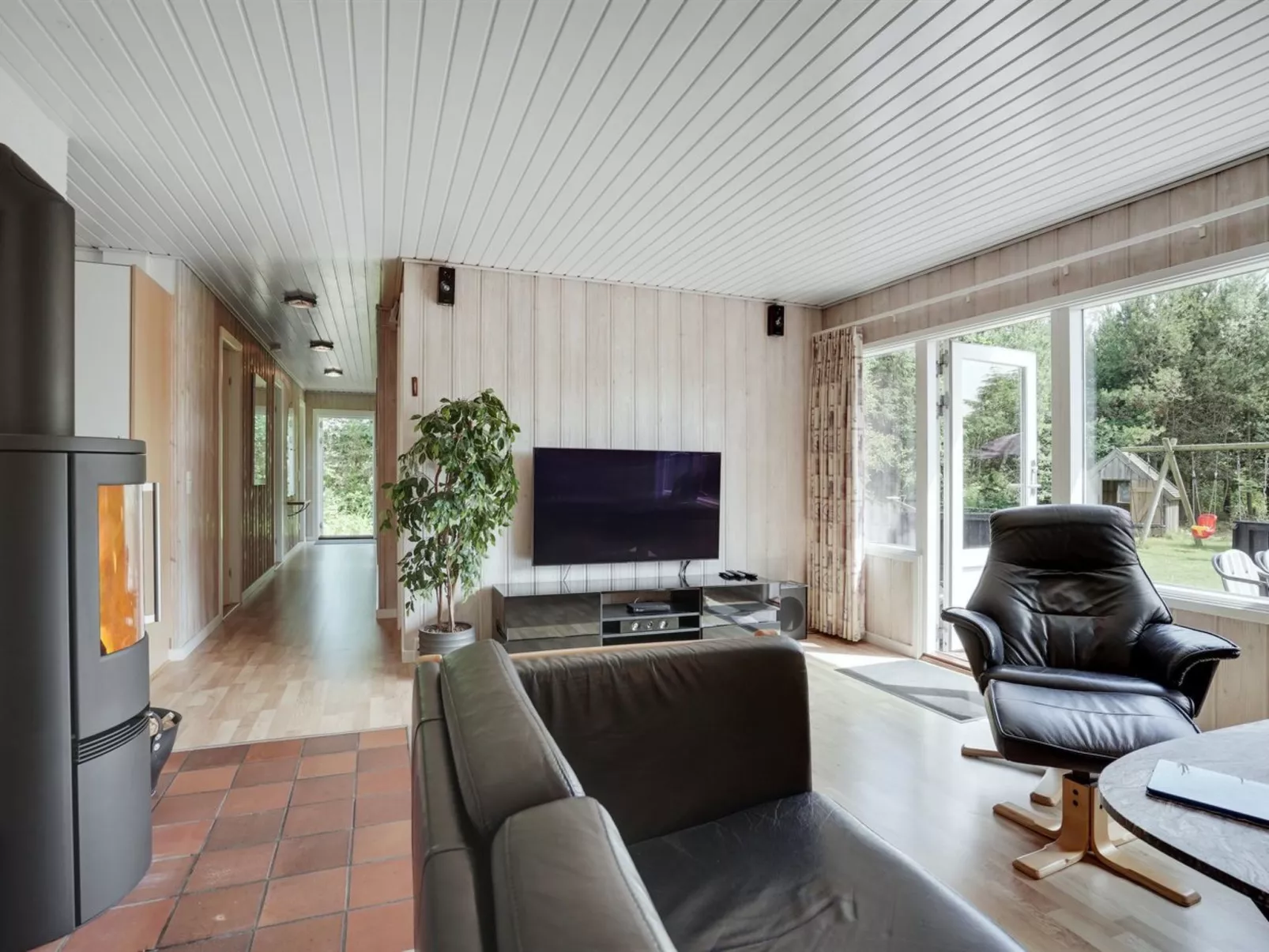 "Zenitha" - 300m from the sea-Binnen