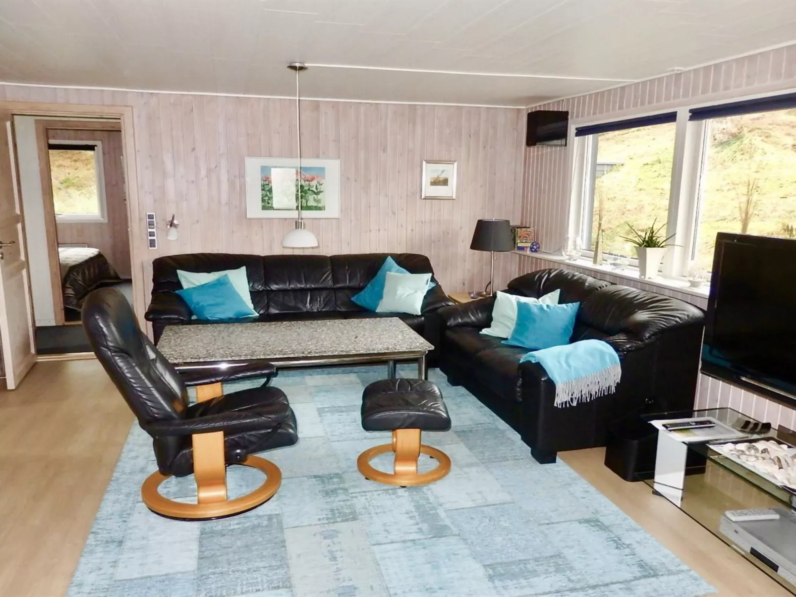 "Gudrid" - 500m from the sea-Binnen