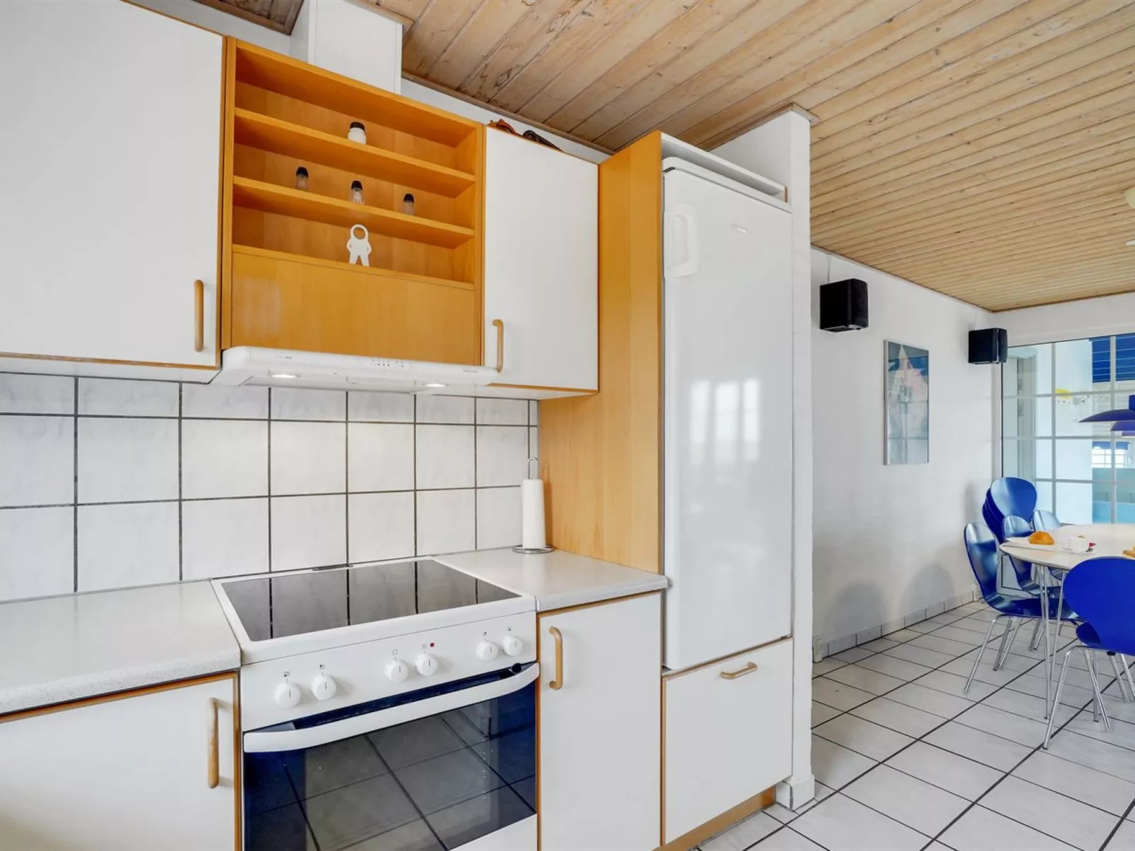 "Jügen" - 900m to the fjord-Binnen