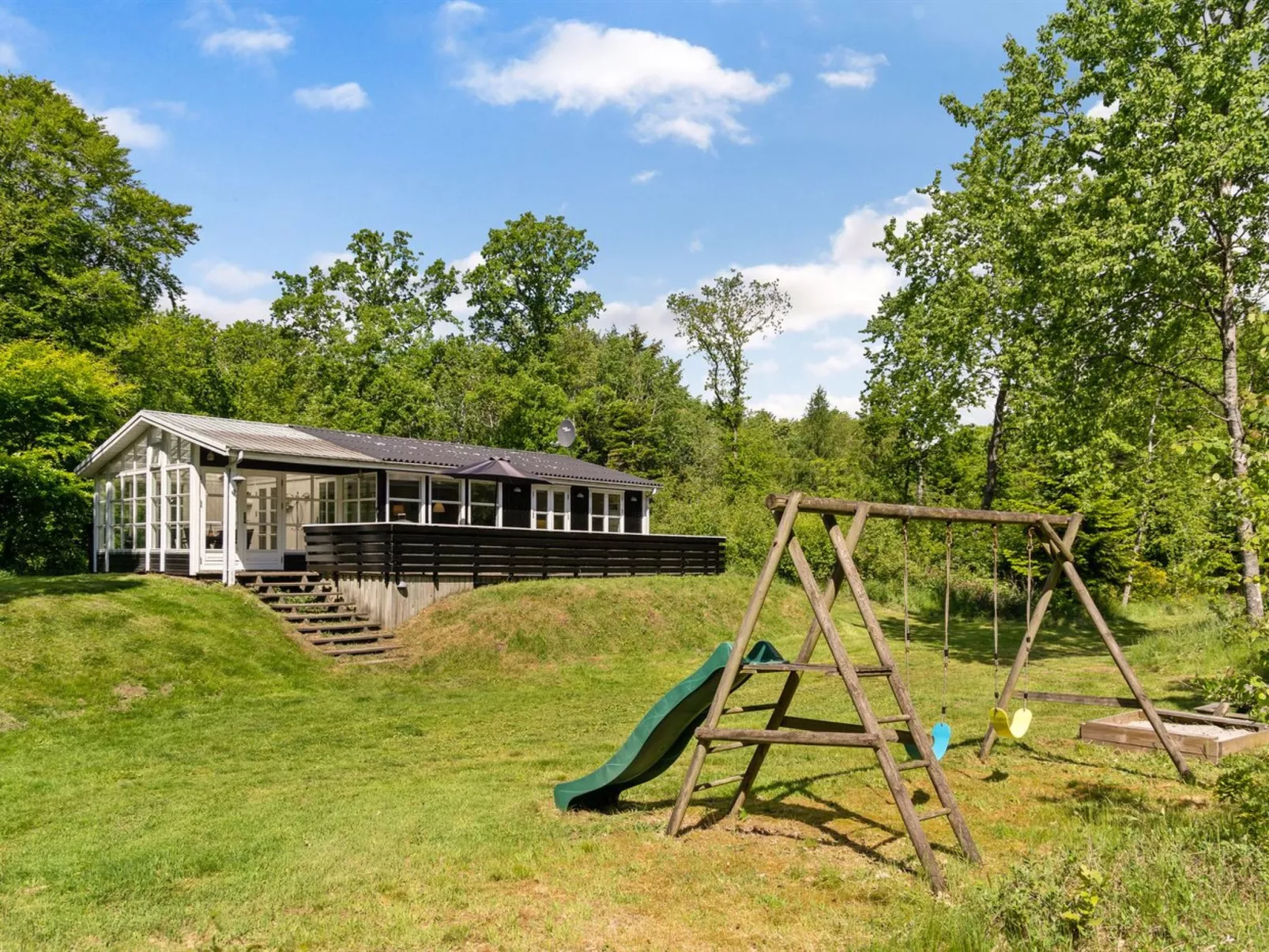 "Gunward" - 1.5km from the sea-Buiten