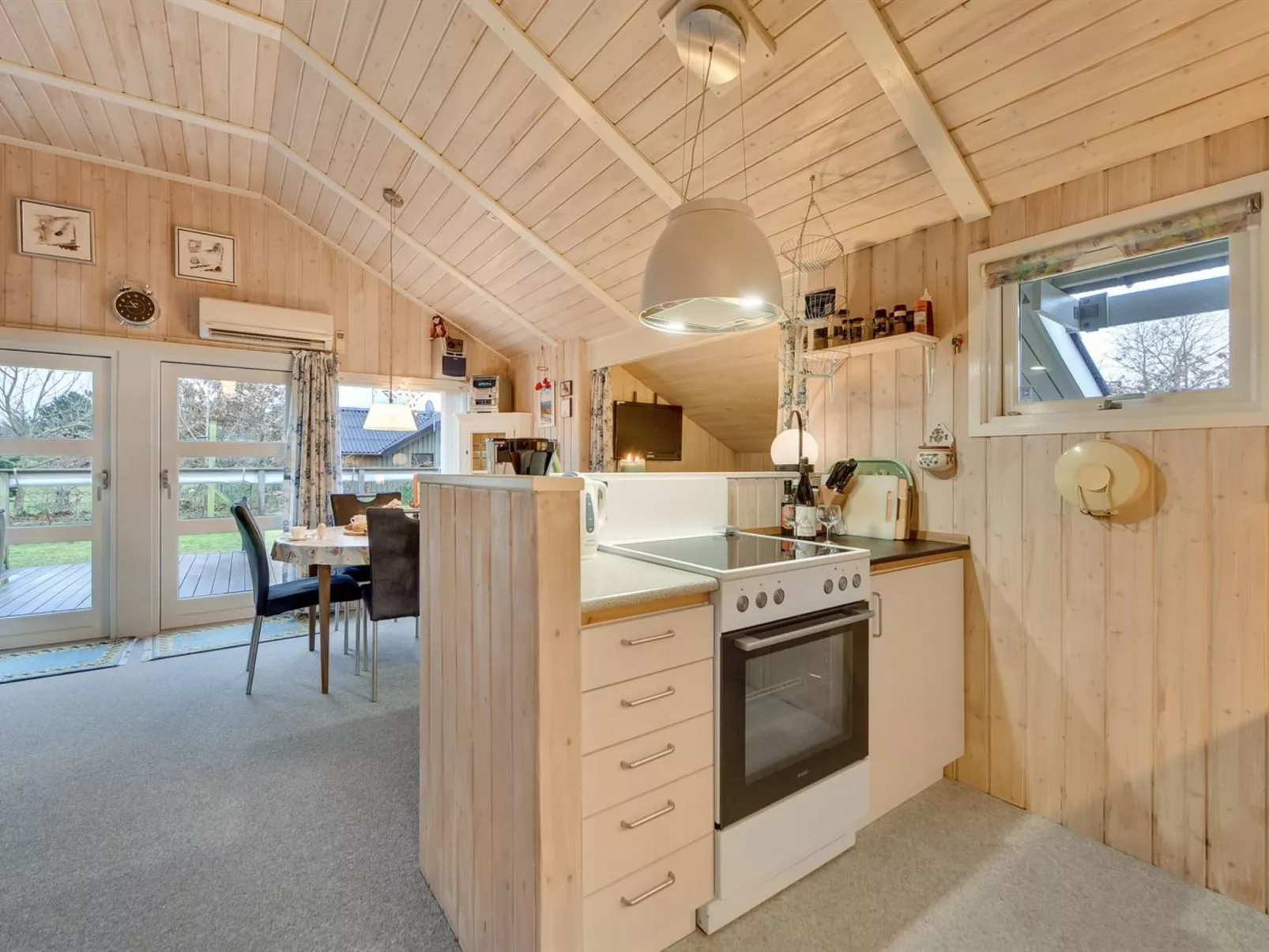 "Hannah" - 300m to the fjord-Binnen