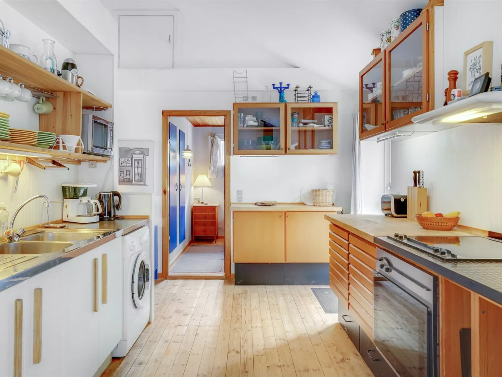 "Carmen" - 25m from the sea-Binnen