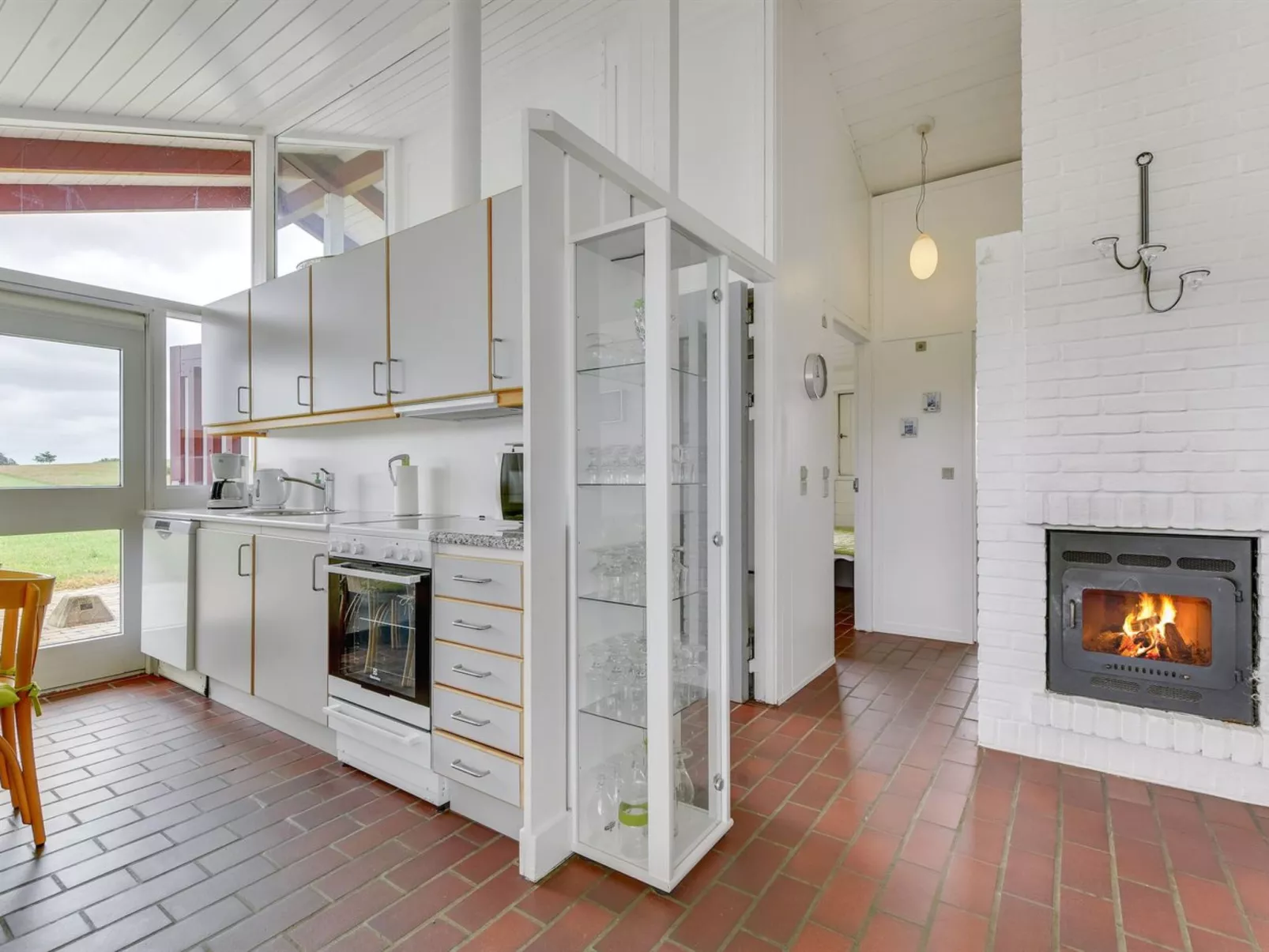 "Ditte" - 300m from the sea-Binnen