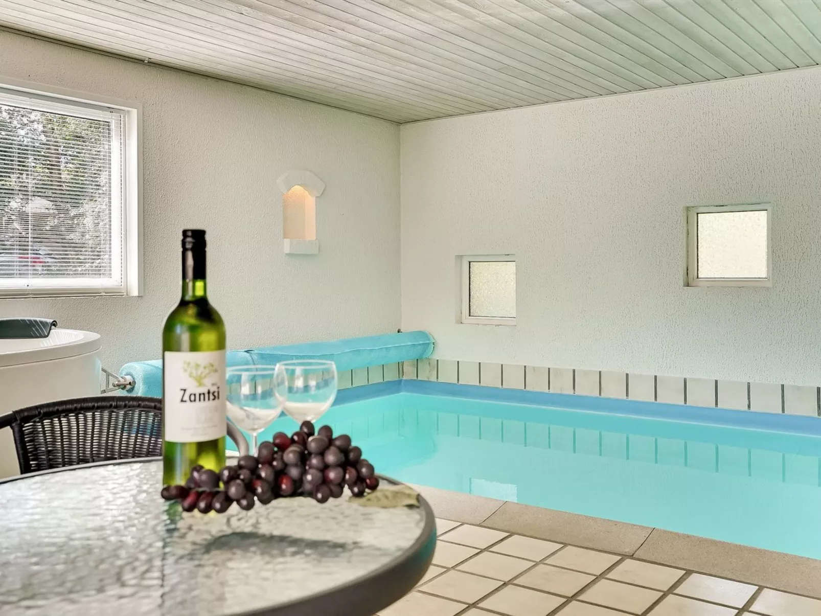 "Aurelia" - 500m to the fjord-Buiten