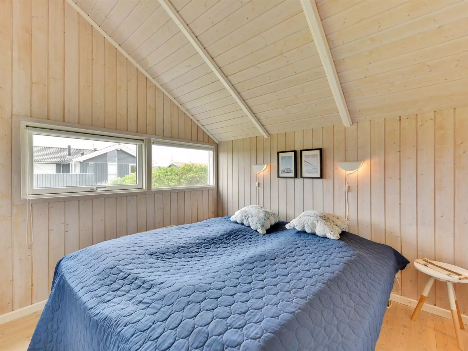 "Valea" - 300m to the fjord-Binnen