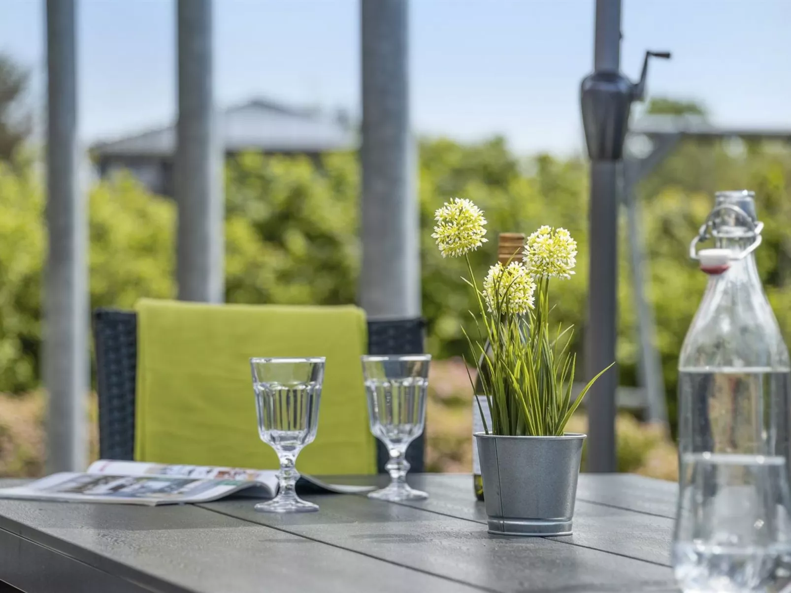 "Donka" - 300m to the fjord-Buiten