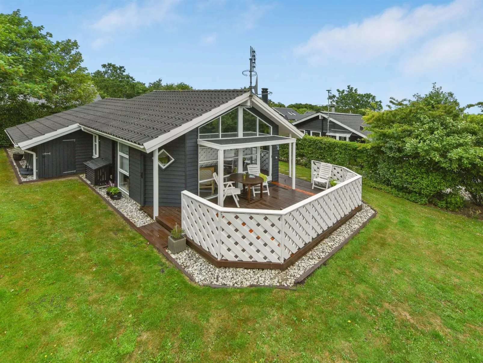 "Yara" - 1km to the fjord-Buiten