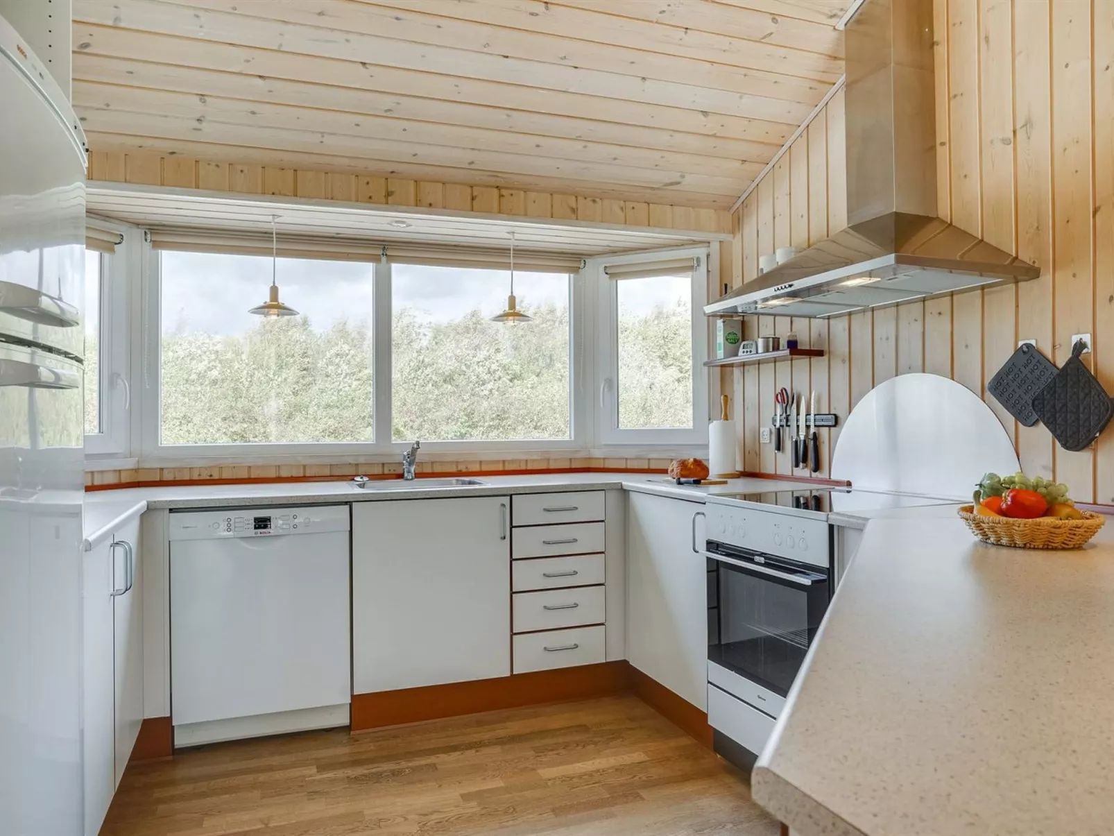 "Elsemarie" - 1.4km to the fjord-Binnen