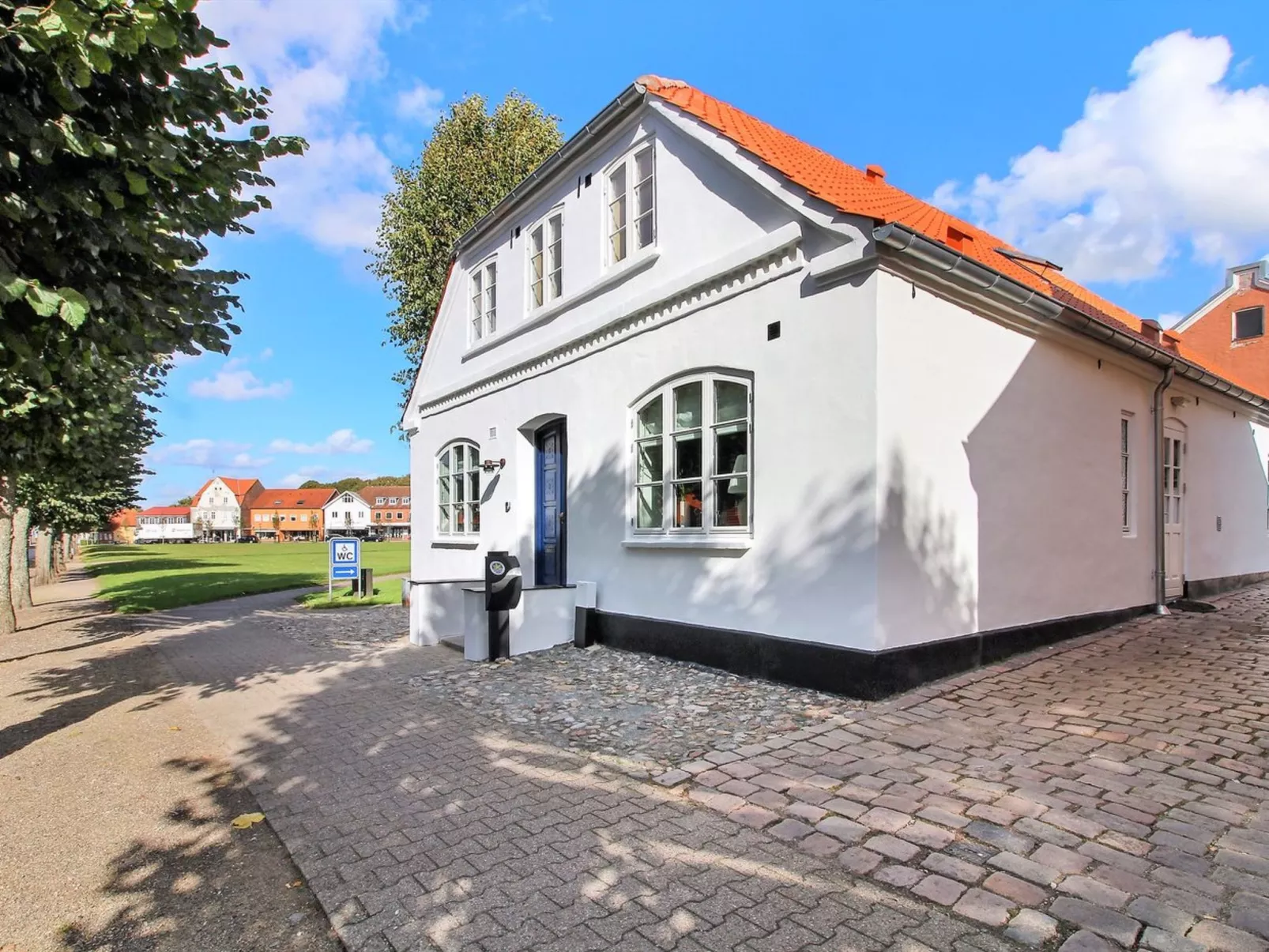 "Reeta" - 32km from the sea-Buiten