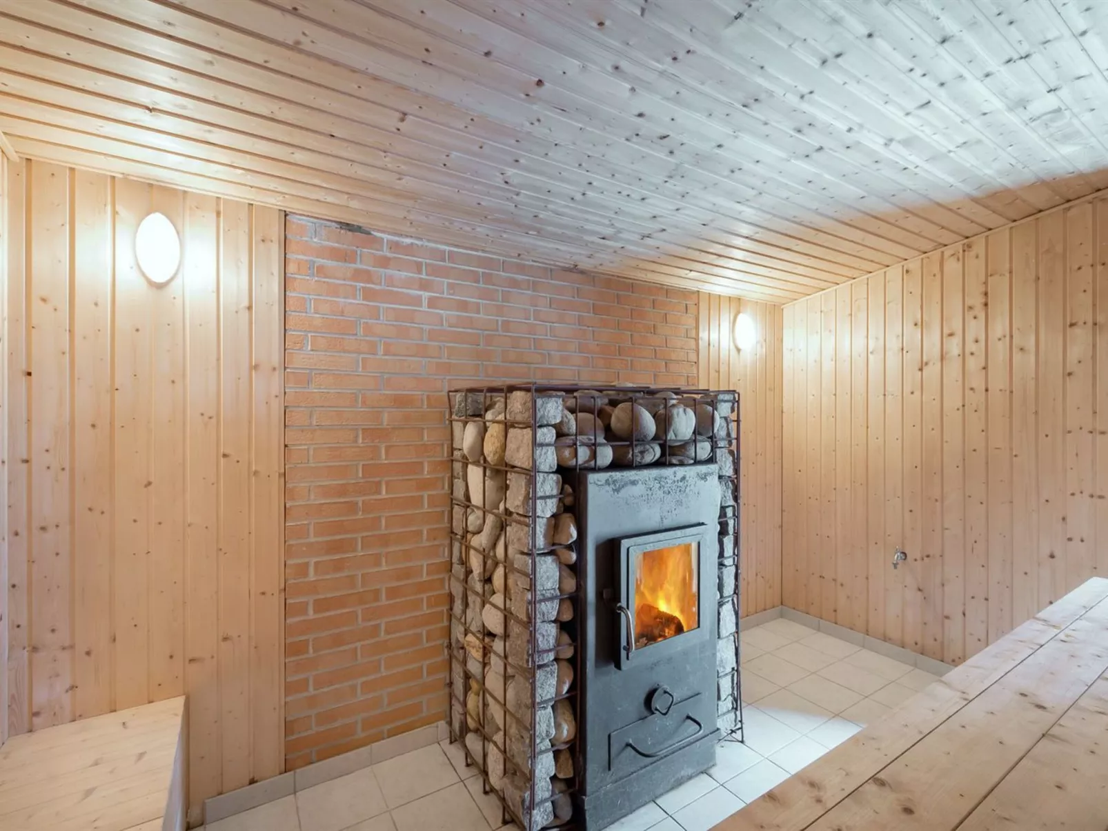 "Skarthi" - 20km from the sea-Binnen