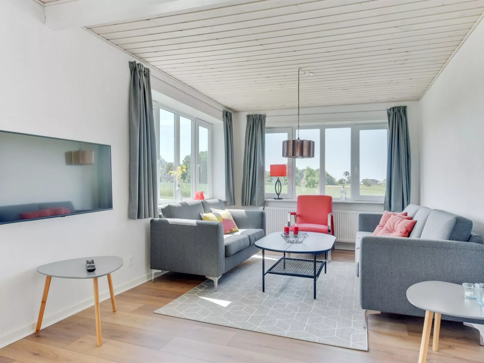 "Iina" - 13km from the sea-Binnen