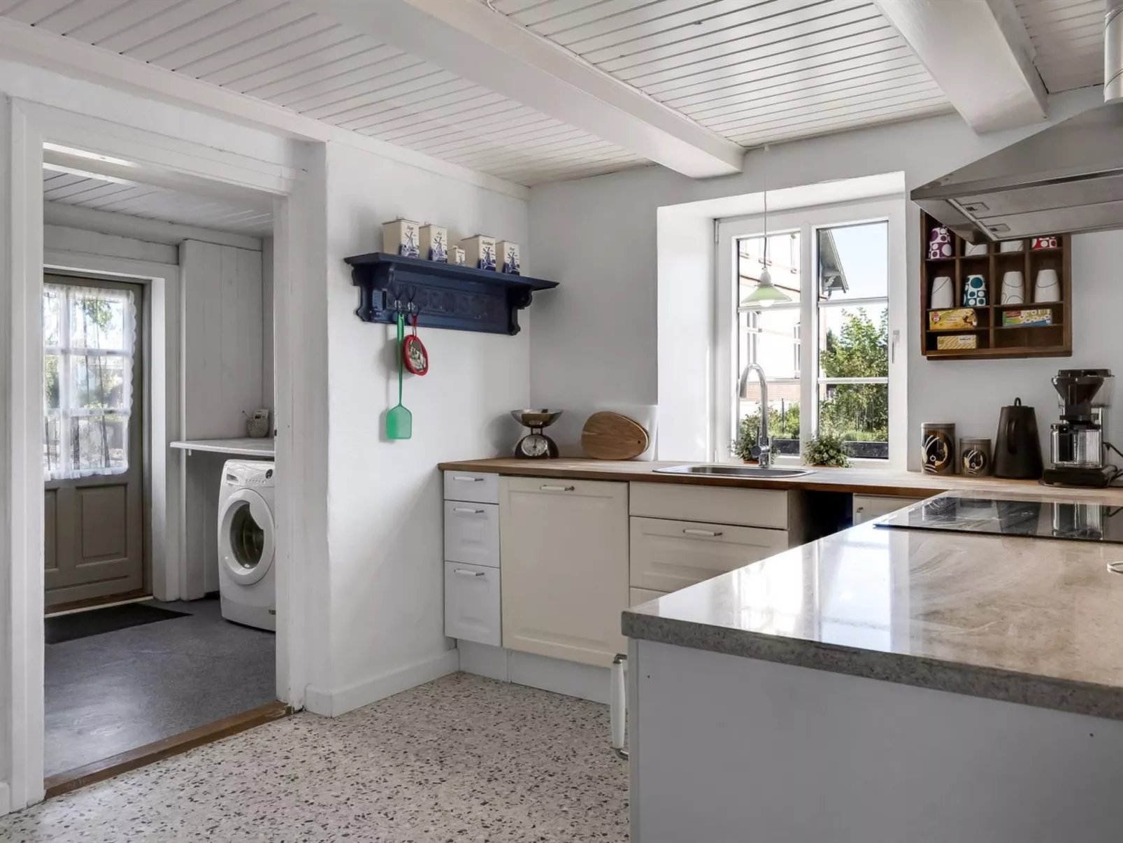 "Elma" - 24km from the sea-Binnen