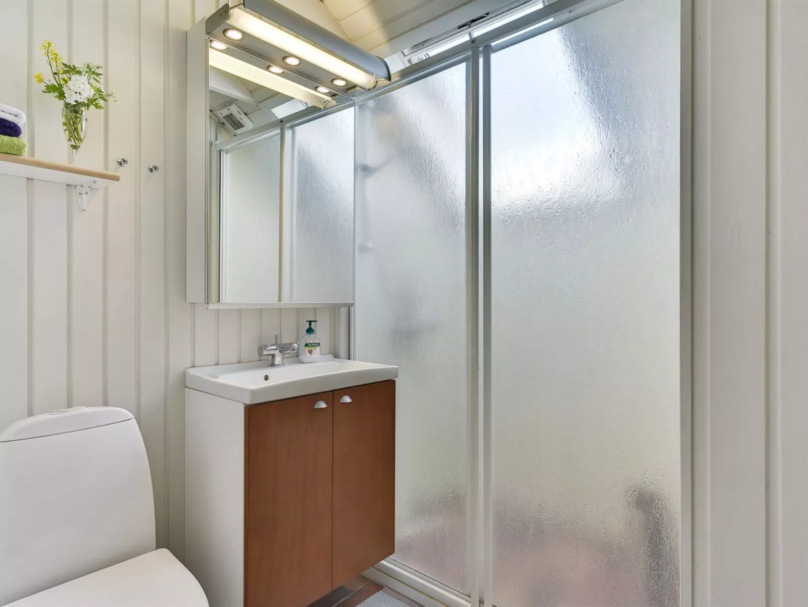 "Herbert" - 1km from the sea-Binnen