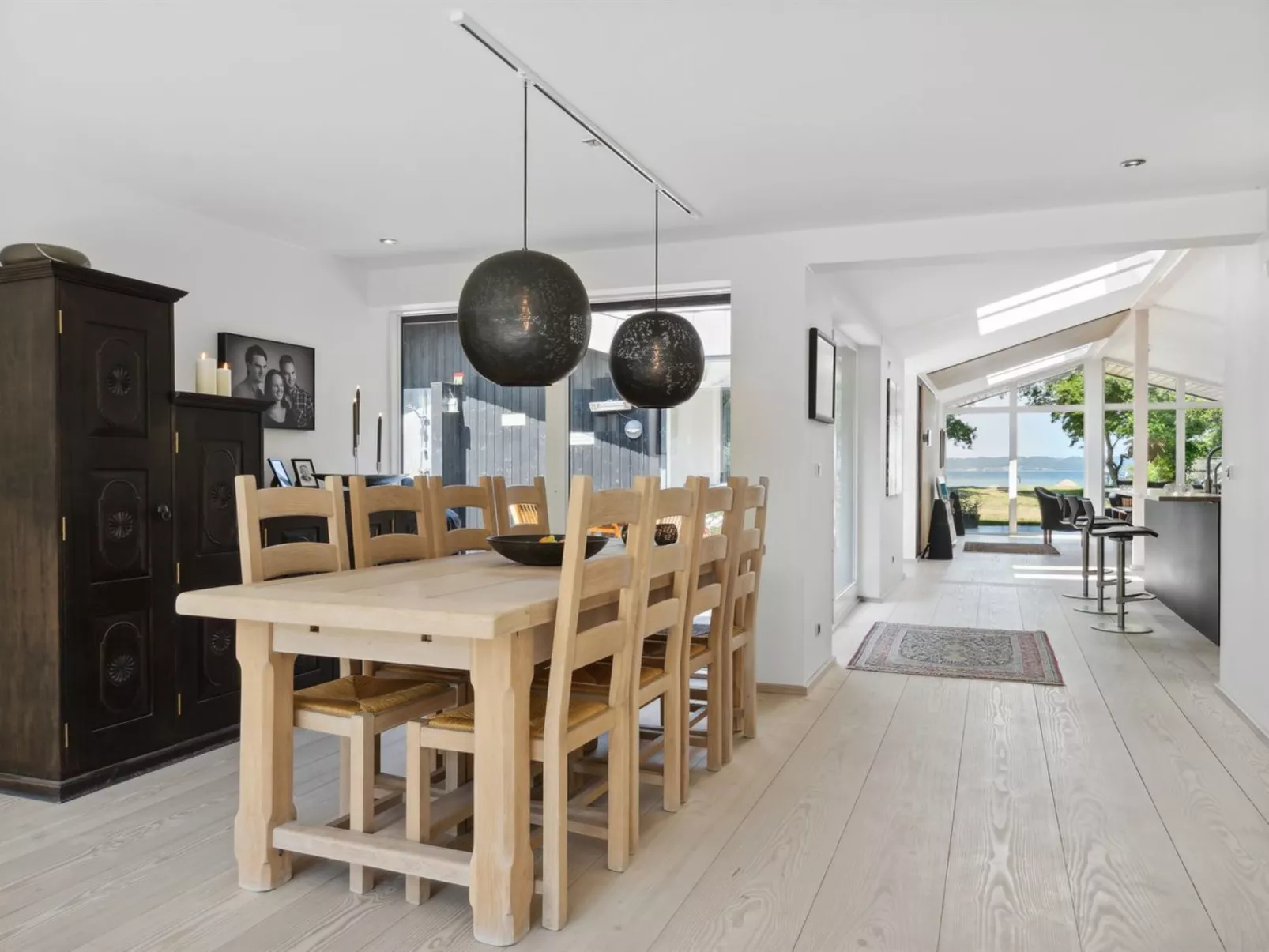 "Kennet" - 30m from the sea-Binnen