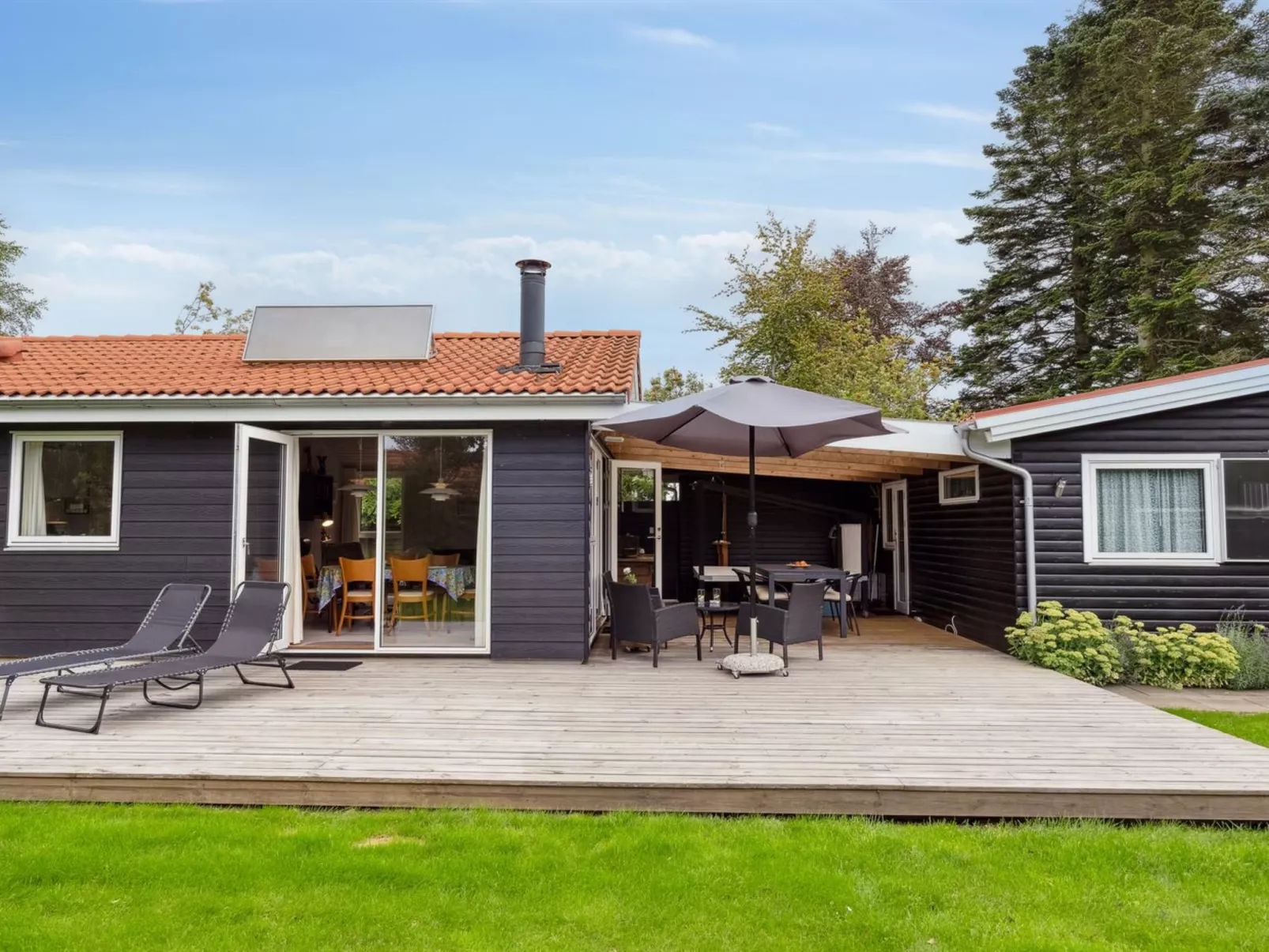 "Rikus" - 300m from the sea-Buiten