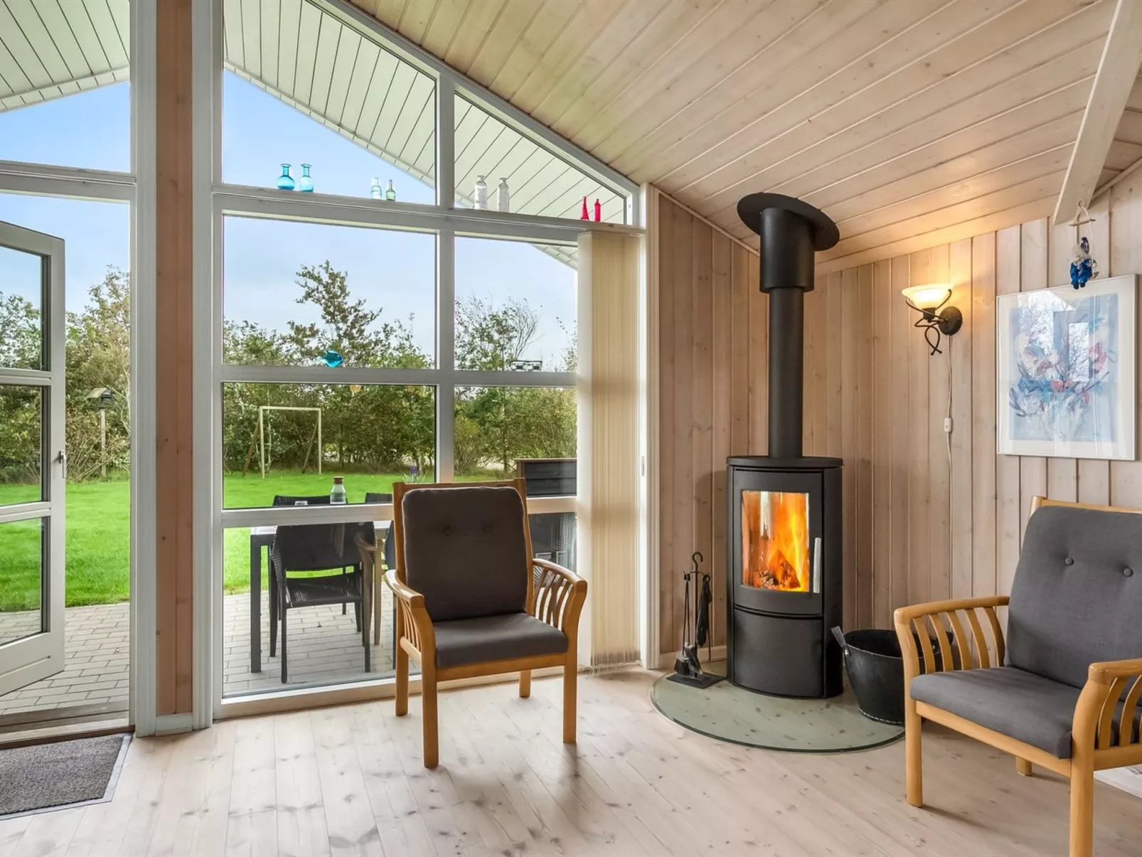 "Lillemor" - 800m to the fjord-Binnen