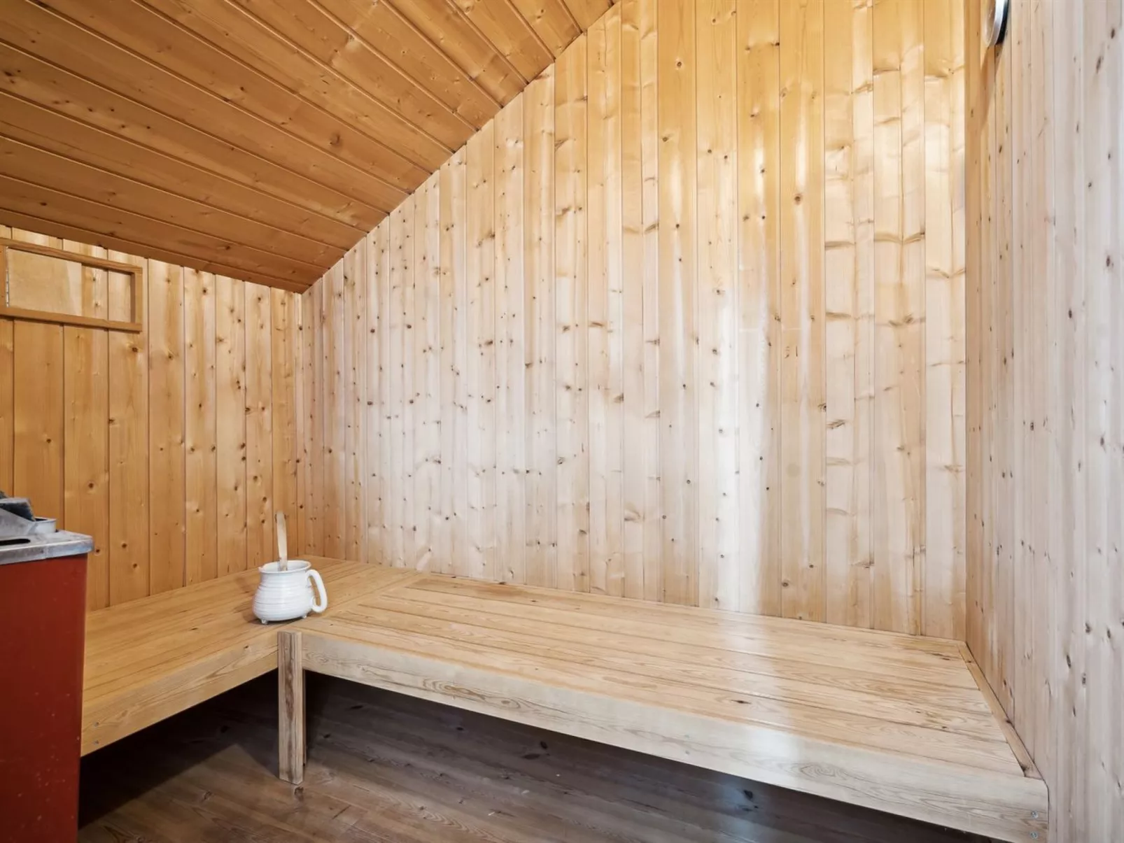 "Algut" - 75m from the sea-Binnen