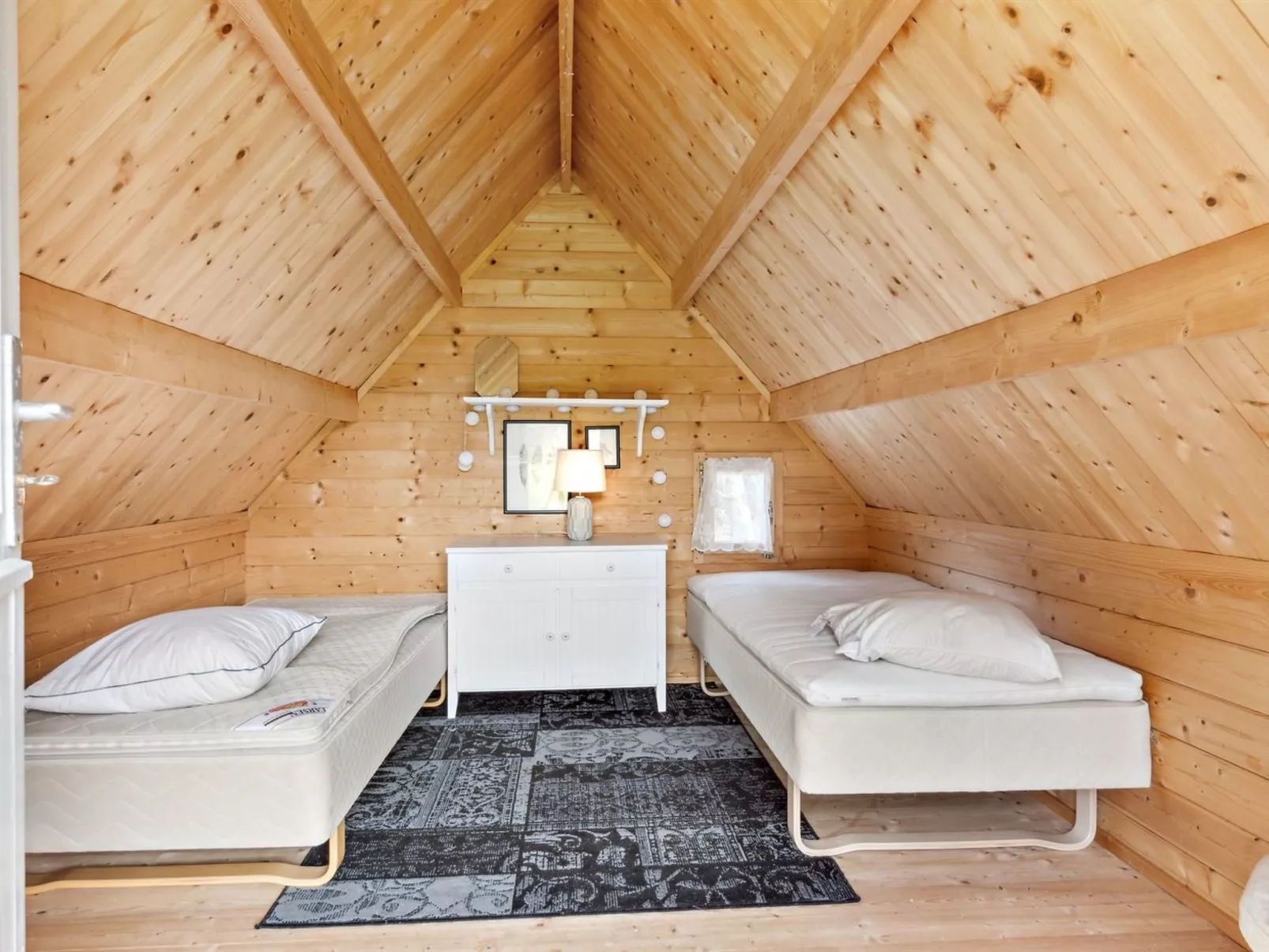 "Myra" - 425m from the sea-Binnen