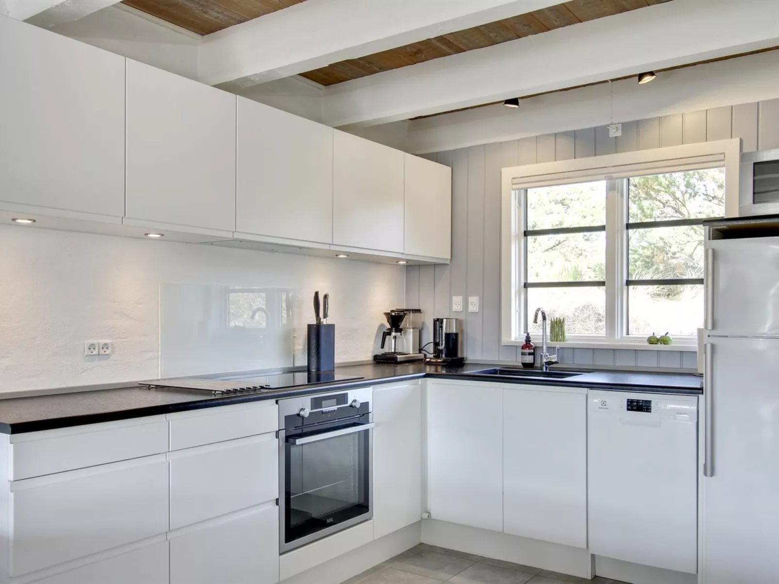 "Grita" - 500m from the sea-Binnen