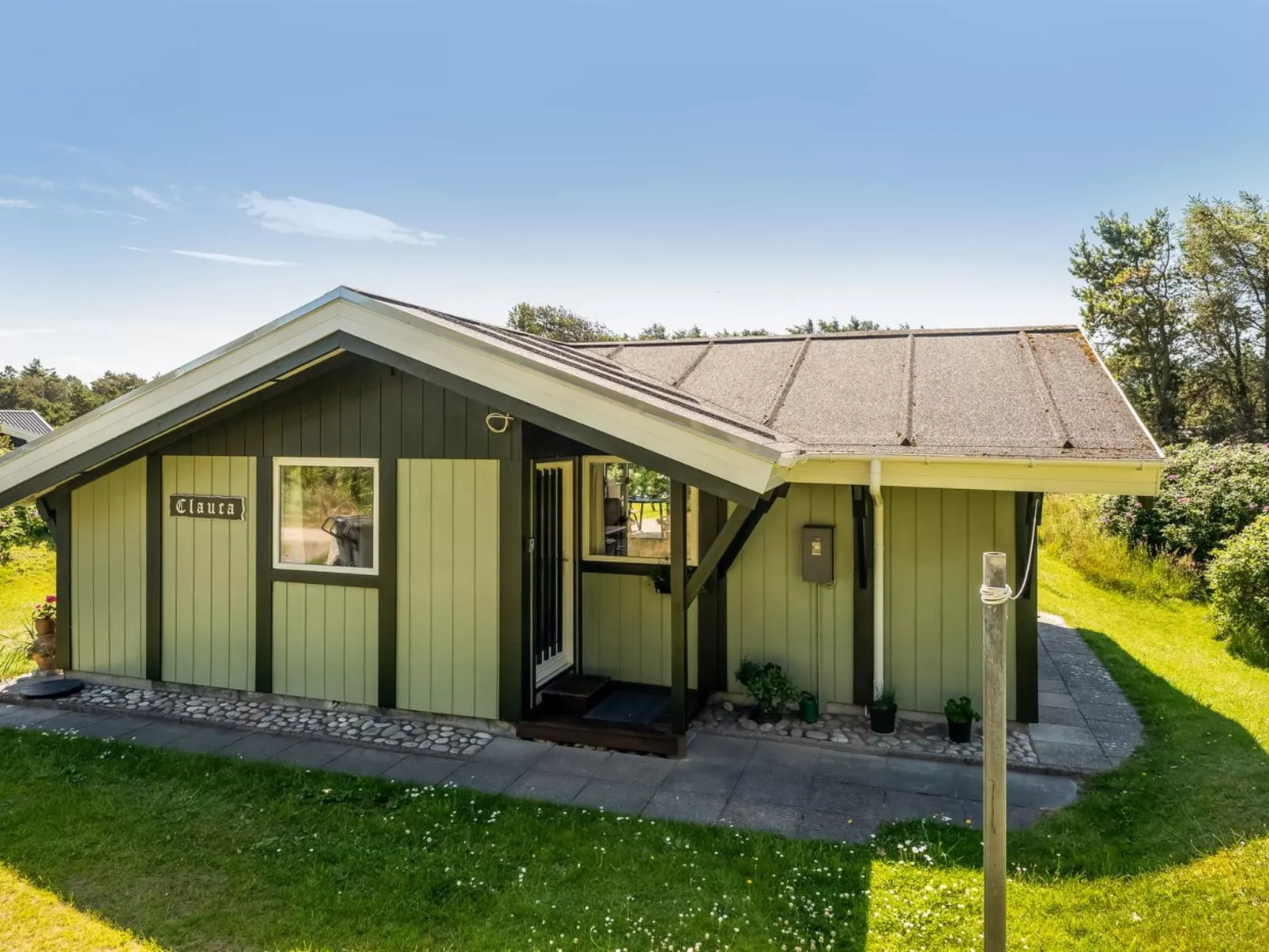 "Annesisse" - 450m from the sea-Buiten