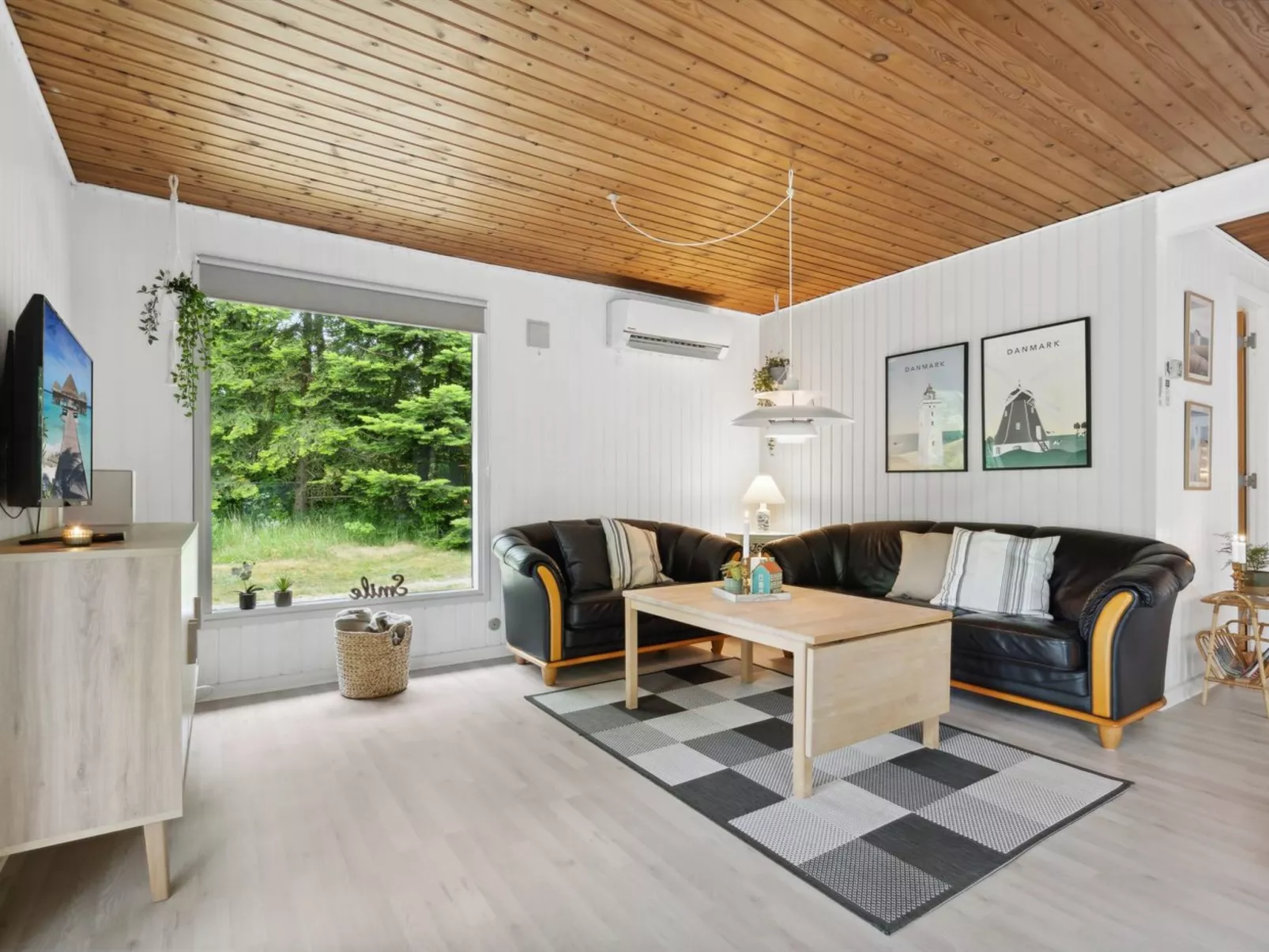 "Nyalle" - 30km from the sea-Binnen