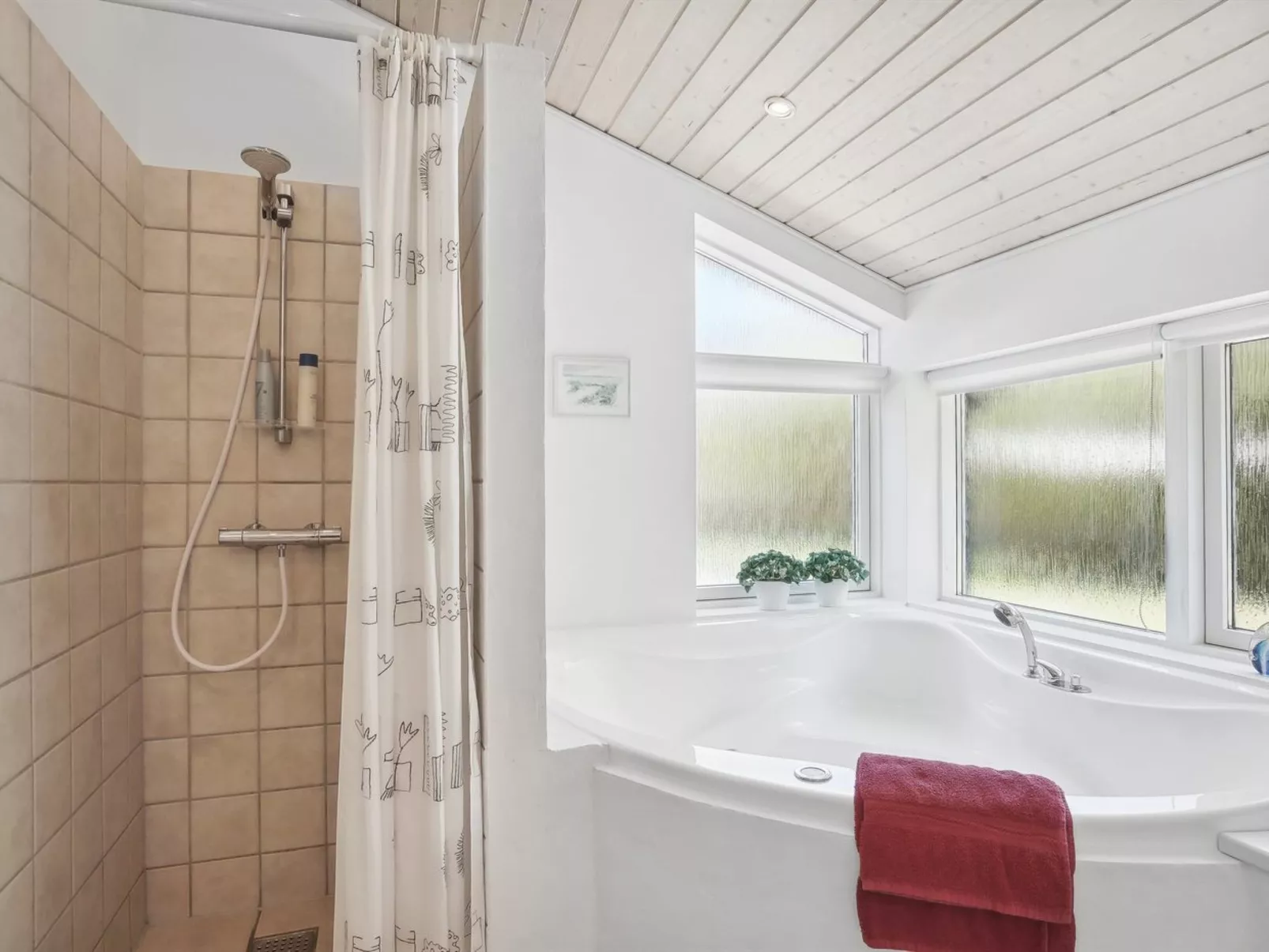 "Katrina" - 1.7km from the sea-Binnen