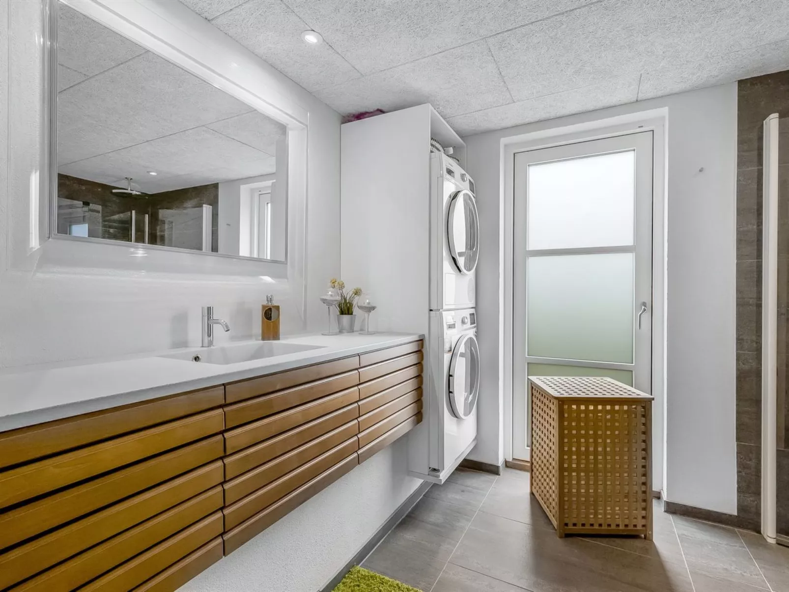 "Thorid" - 800m from the sea-Binnen