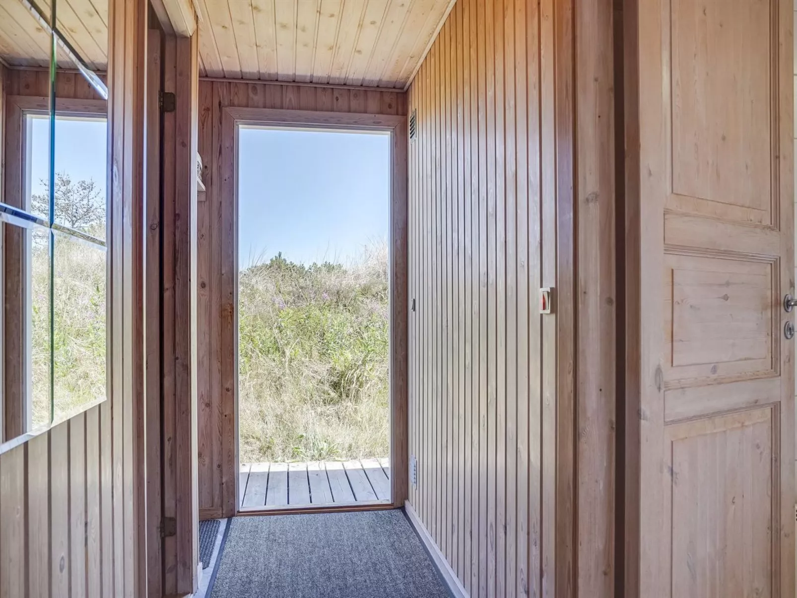 "Kirsten" - 800m from the sea-Binnen