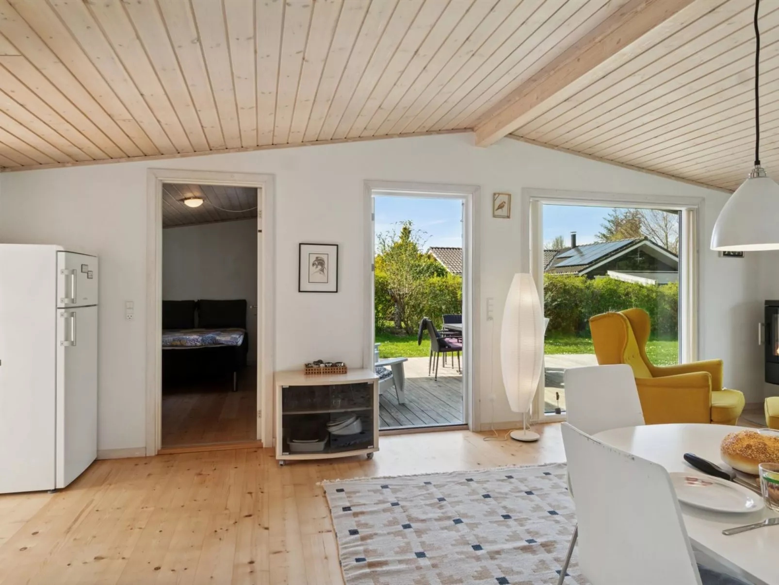 "Bassi" - 650m from the sea-Binnen