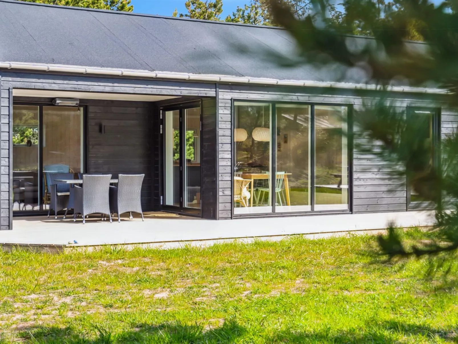 "Erke" - 500m from the sea-Buiten