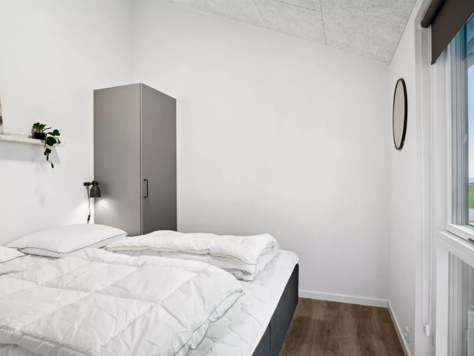 "Clare" - 100m from the sea-Binnen