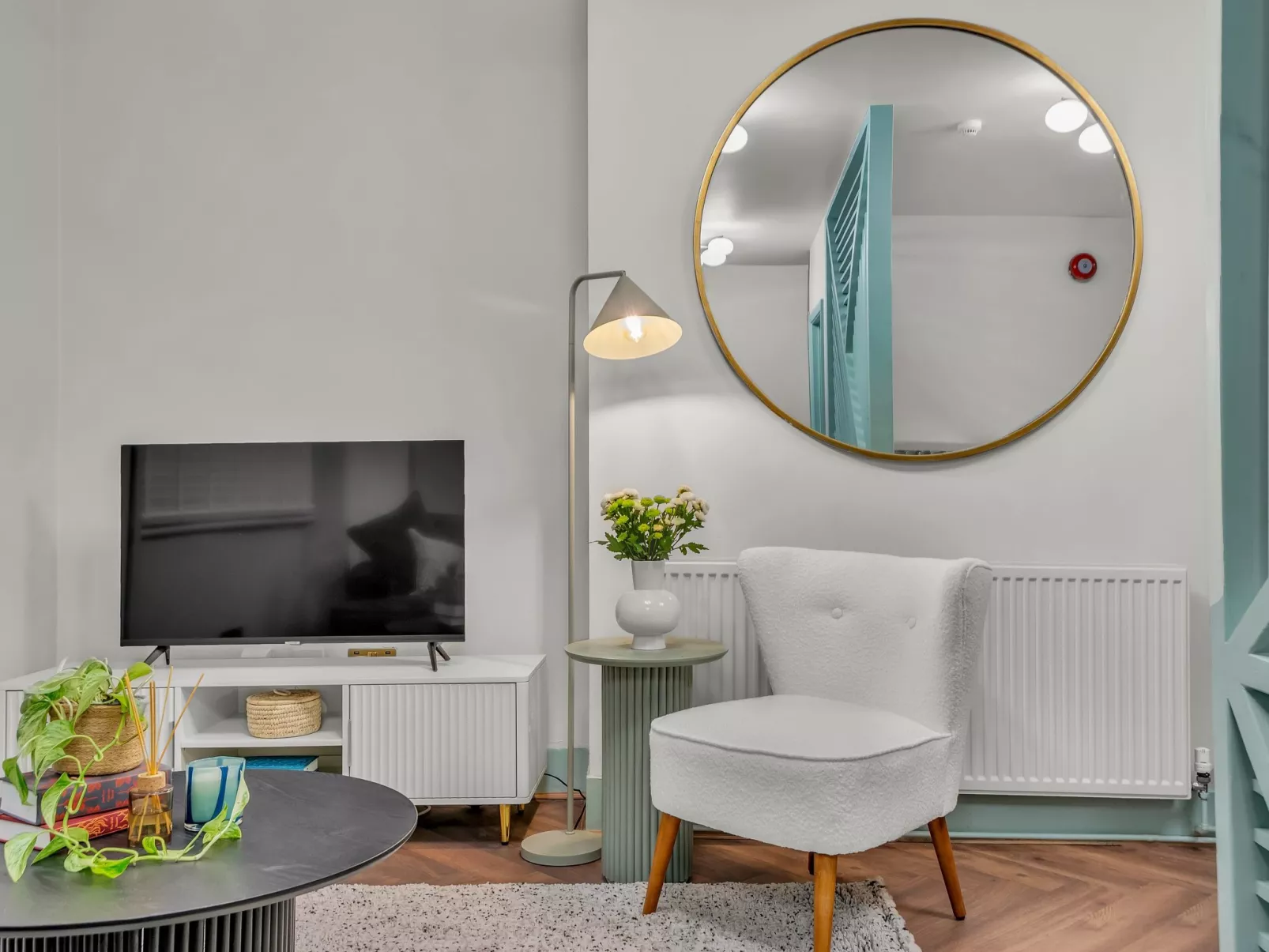 Kensington 1 bedroom apt-Binnen