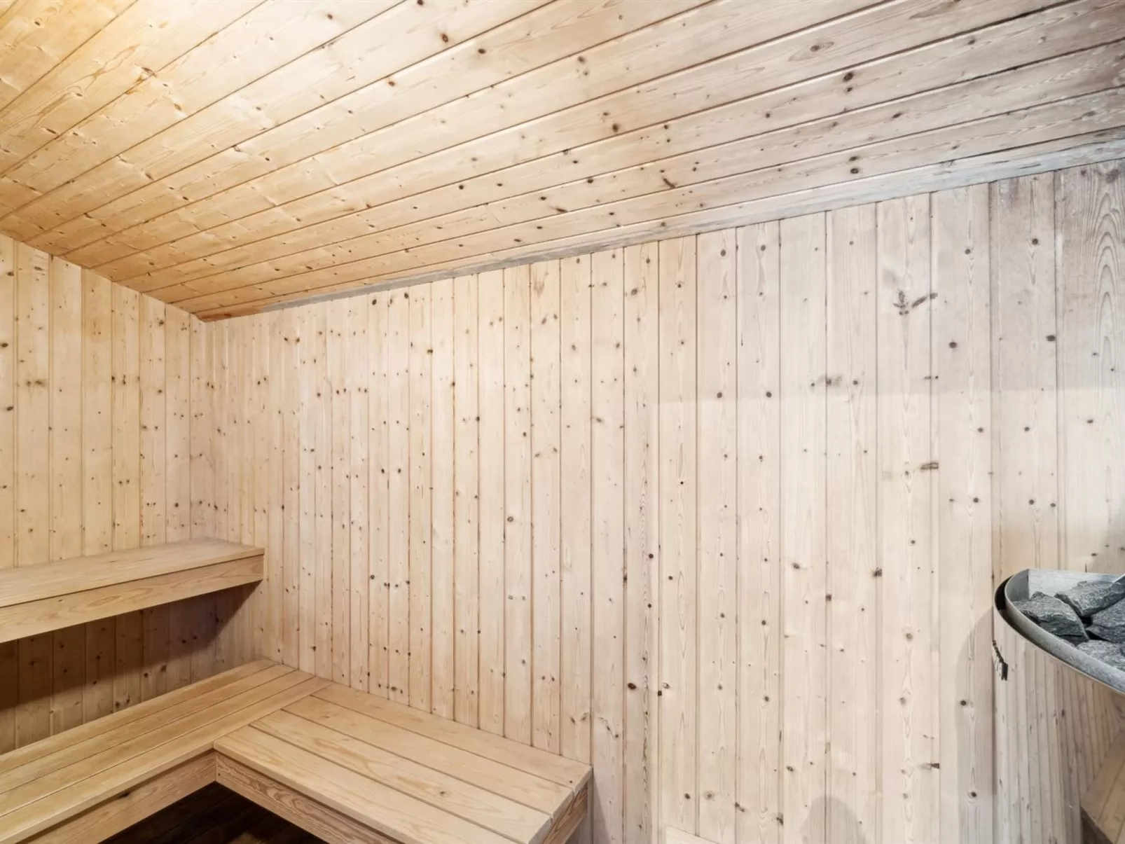 "Fredrike" - 500m from the sea-Binnen