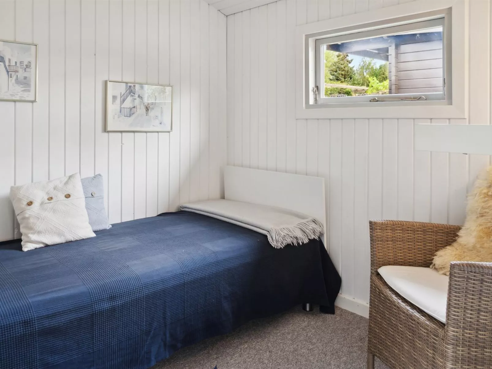 "Holmwith" - 200m from the sea-Binnen