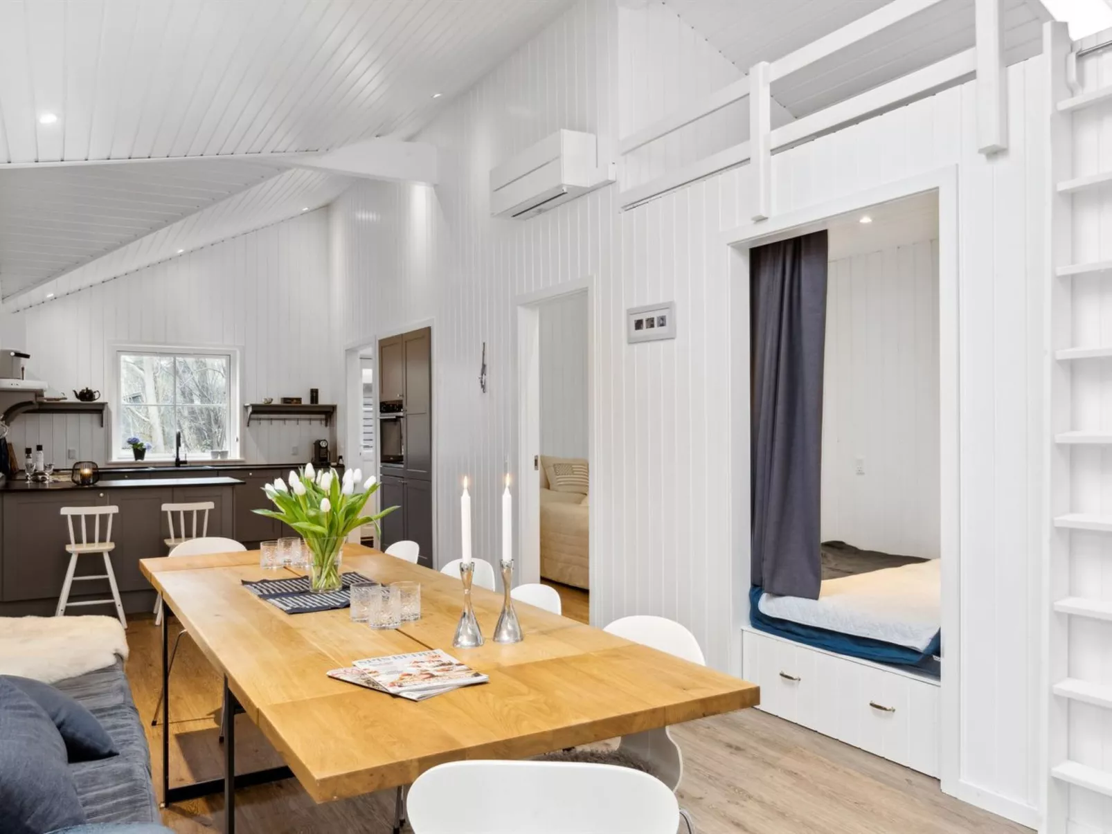 "Loviisa" - 850m from the sea-Binnen