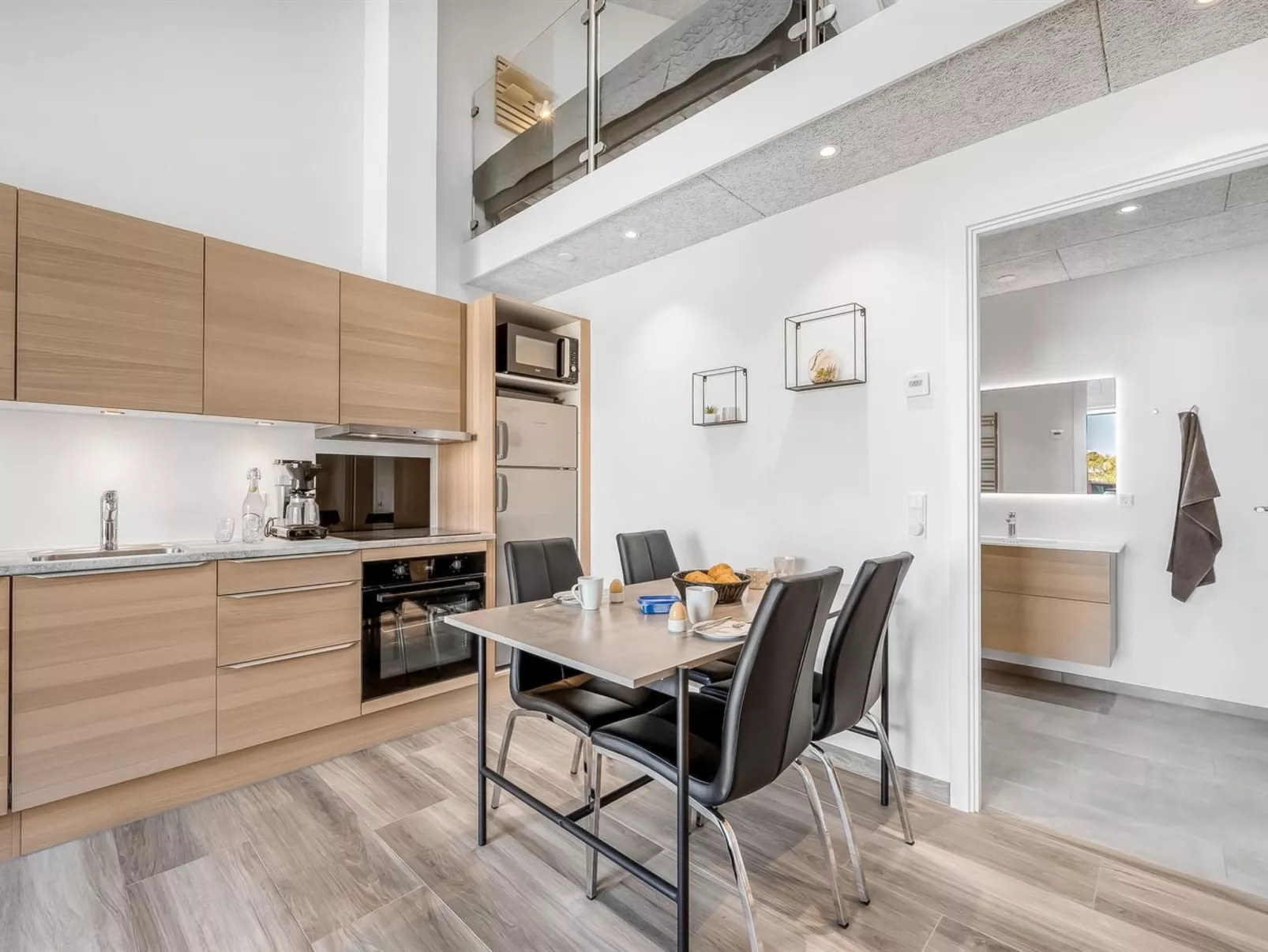 "Els" - 100m to the fjord-Binnen