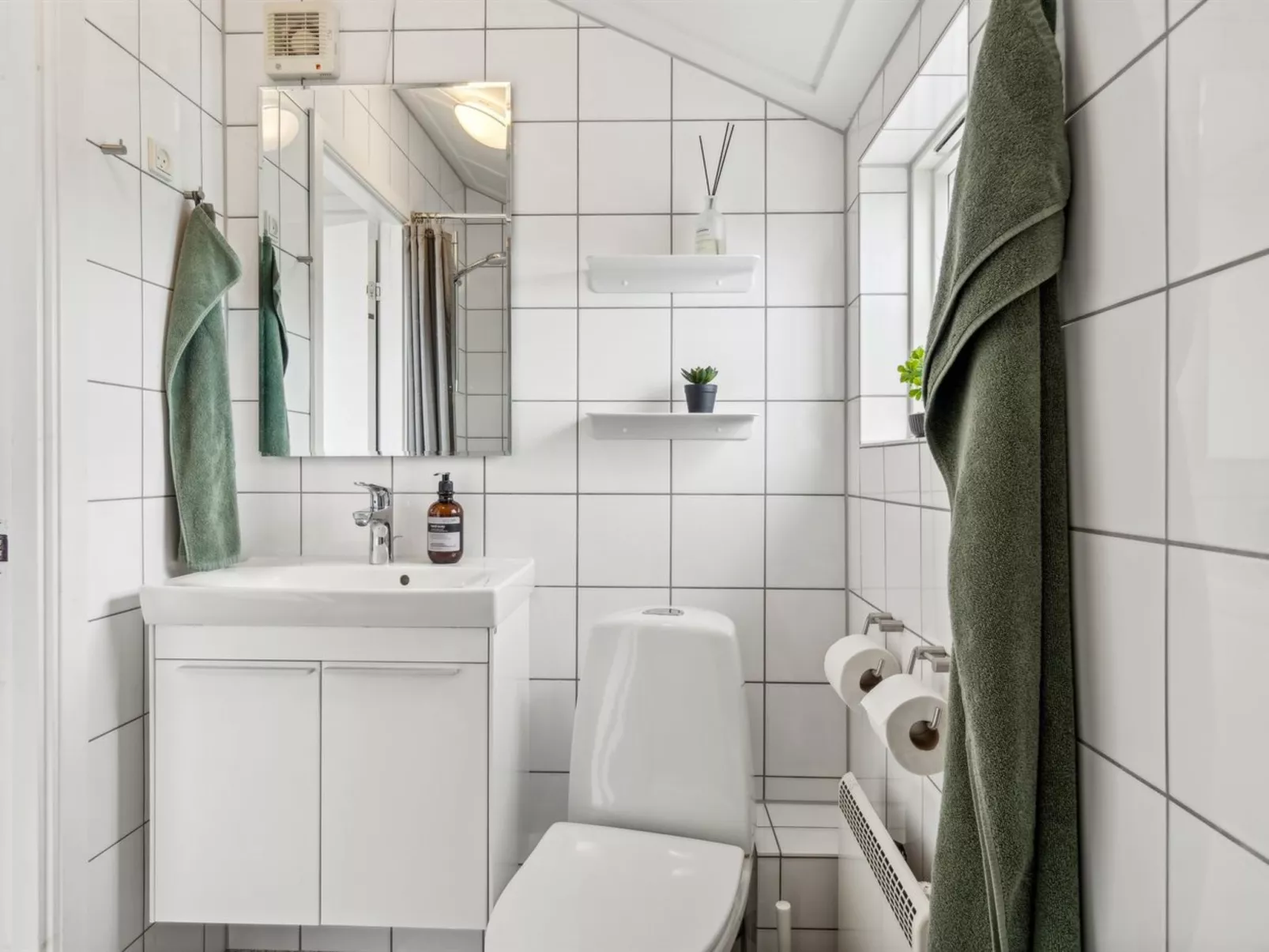 "Sebiorn" - 5m from the sea-Binnen