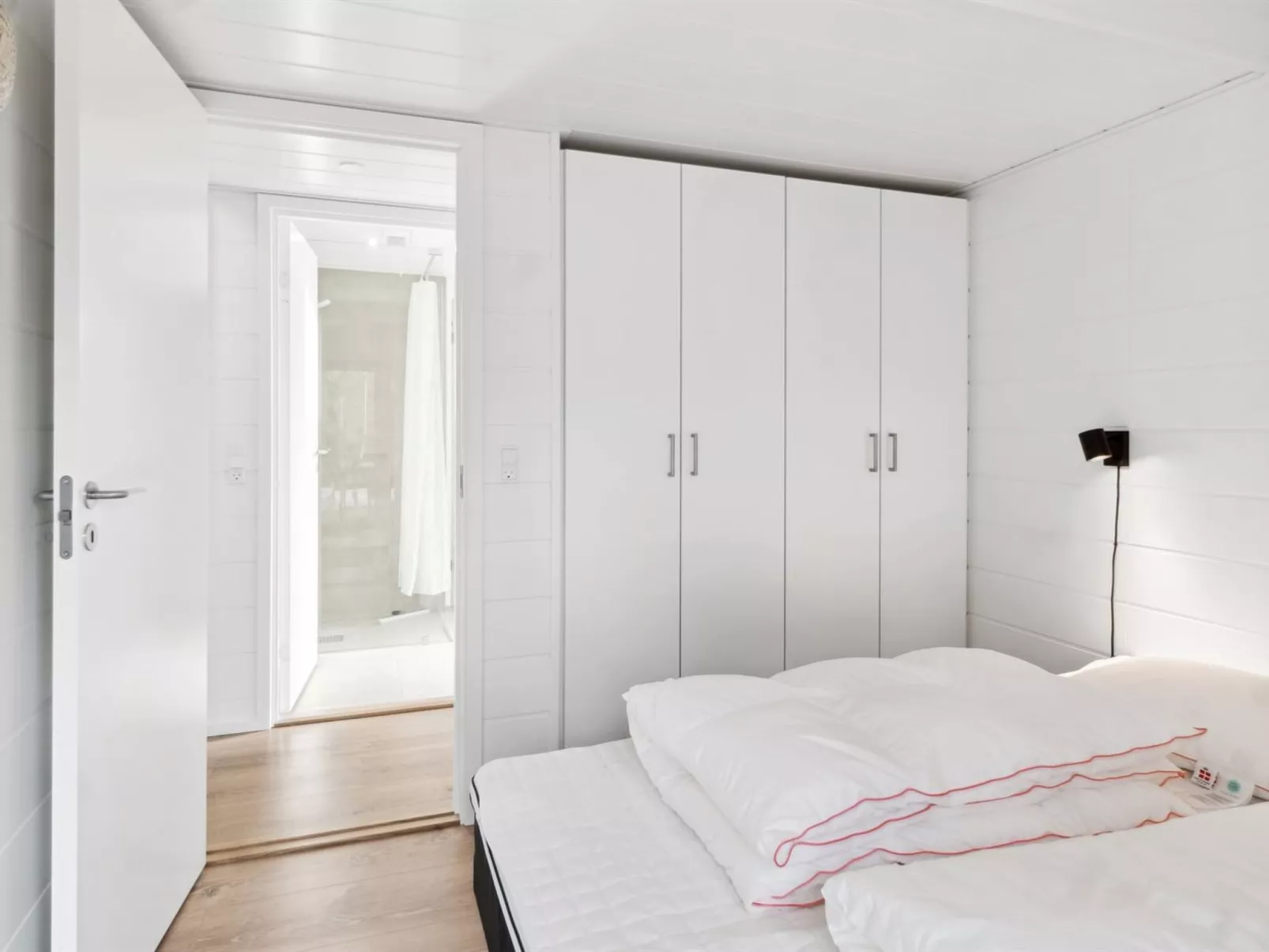 "Ela" - 800m from the sea-Binnen