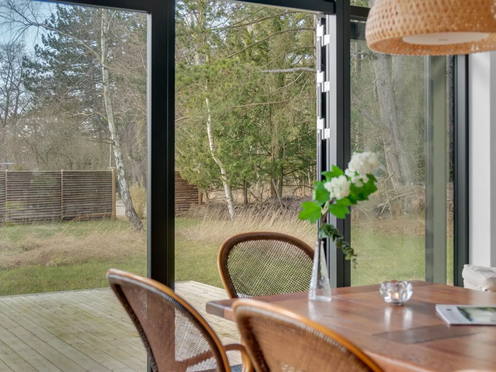 "Sune" - 175m from the sea-Binnen