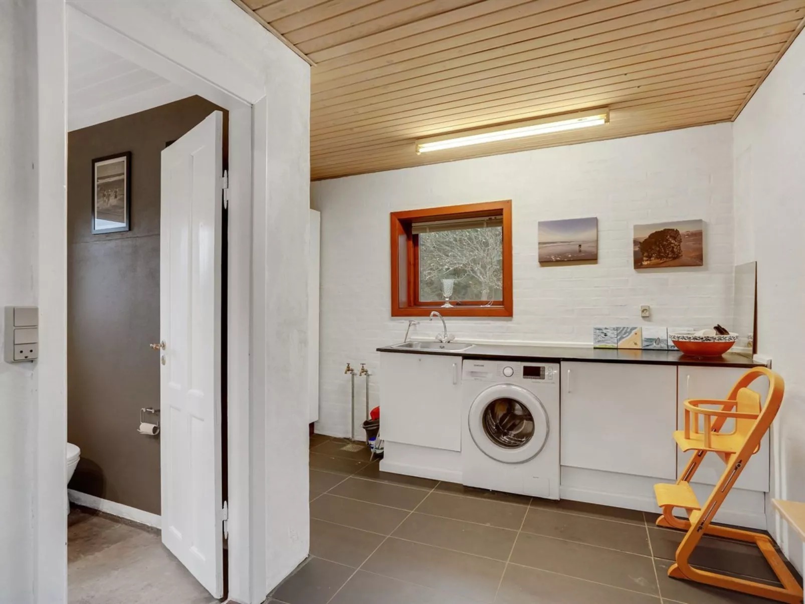 "Thorlak" - 1km from the sea-Binnen