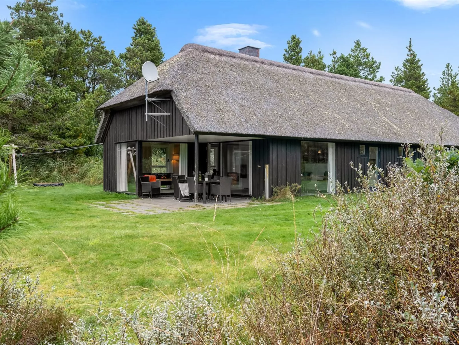 "Dix" - 900m from the sea-Buiten