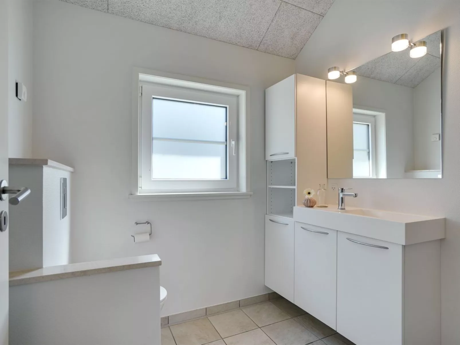 "Lova" - 600m from the sea-Binnen