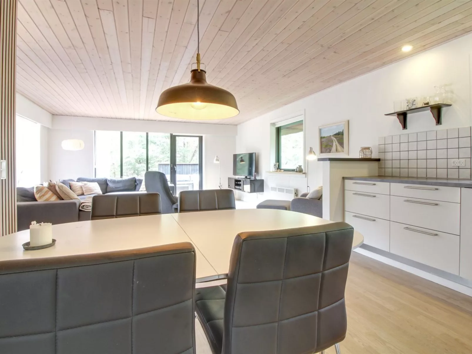 "Gunkil" - 800m from the sea-Binnen