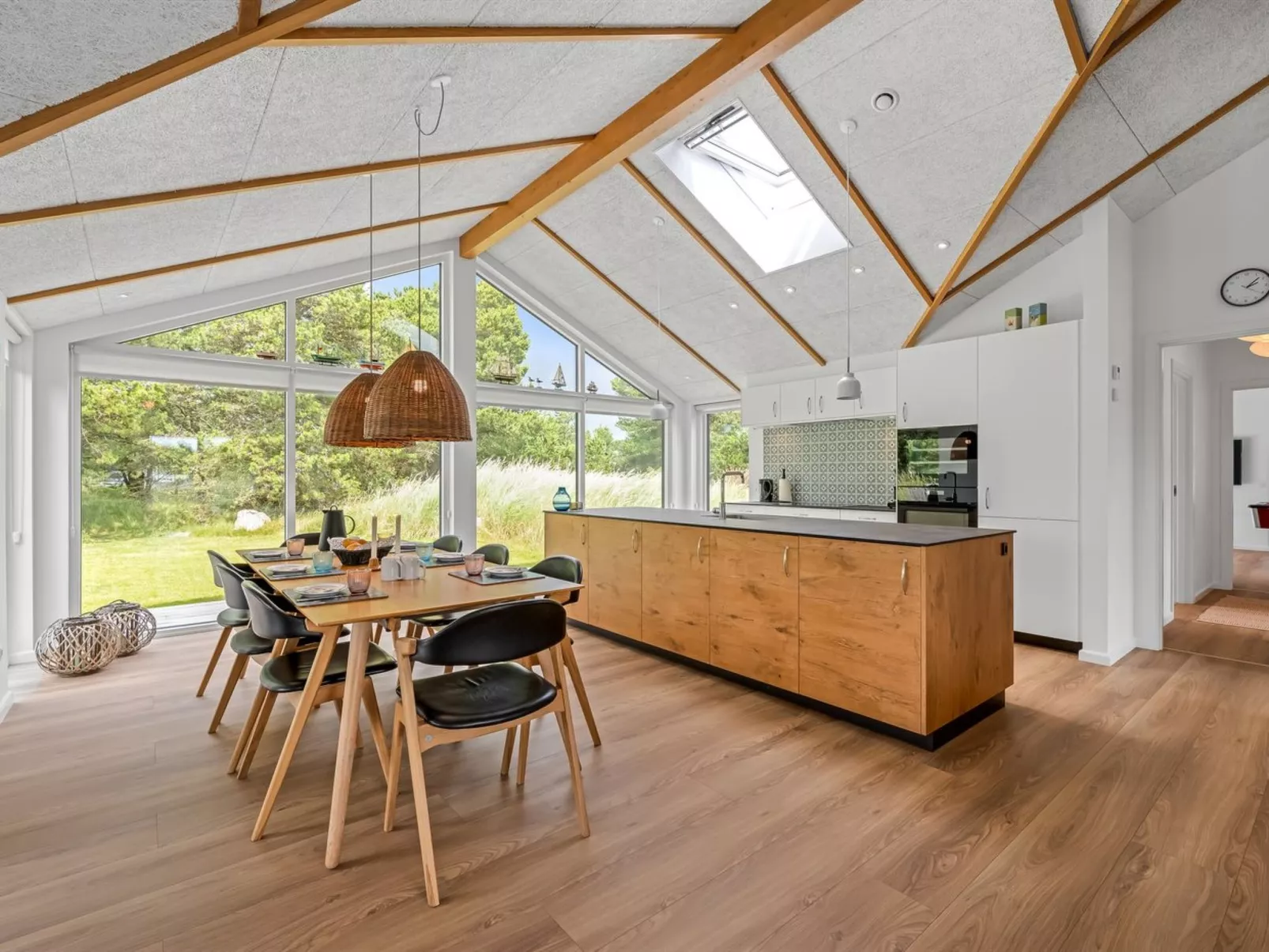 "Antonette" - 1.8km from the sea-Binnen