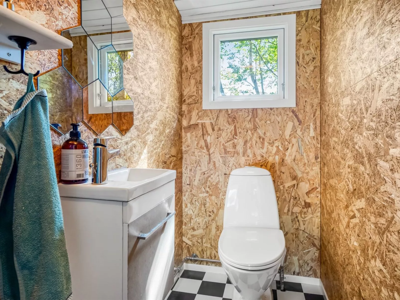 "Bene" -  from the sea-Binnen