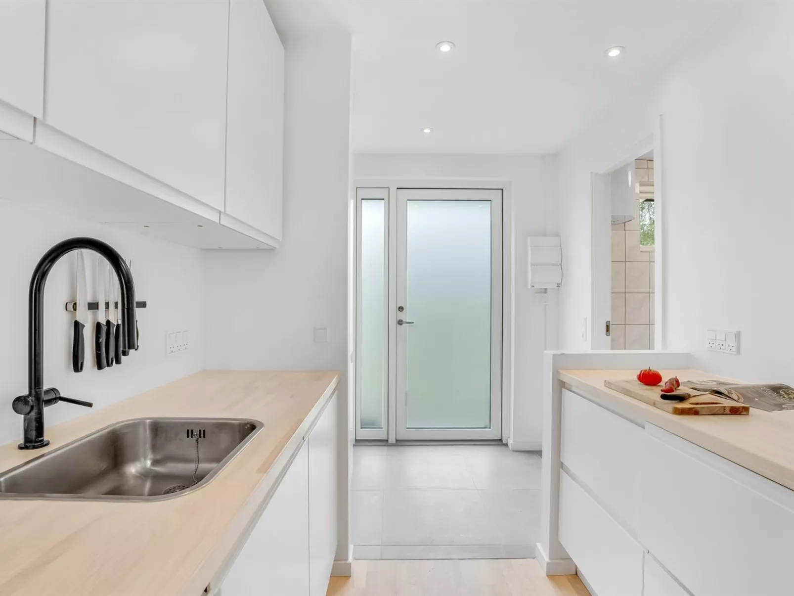 "Ginie" - 600m from the sea-Binnen