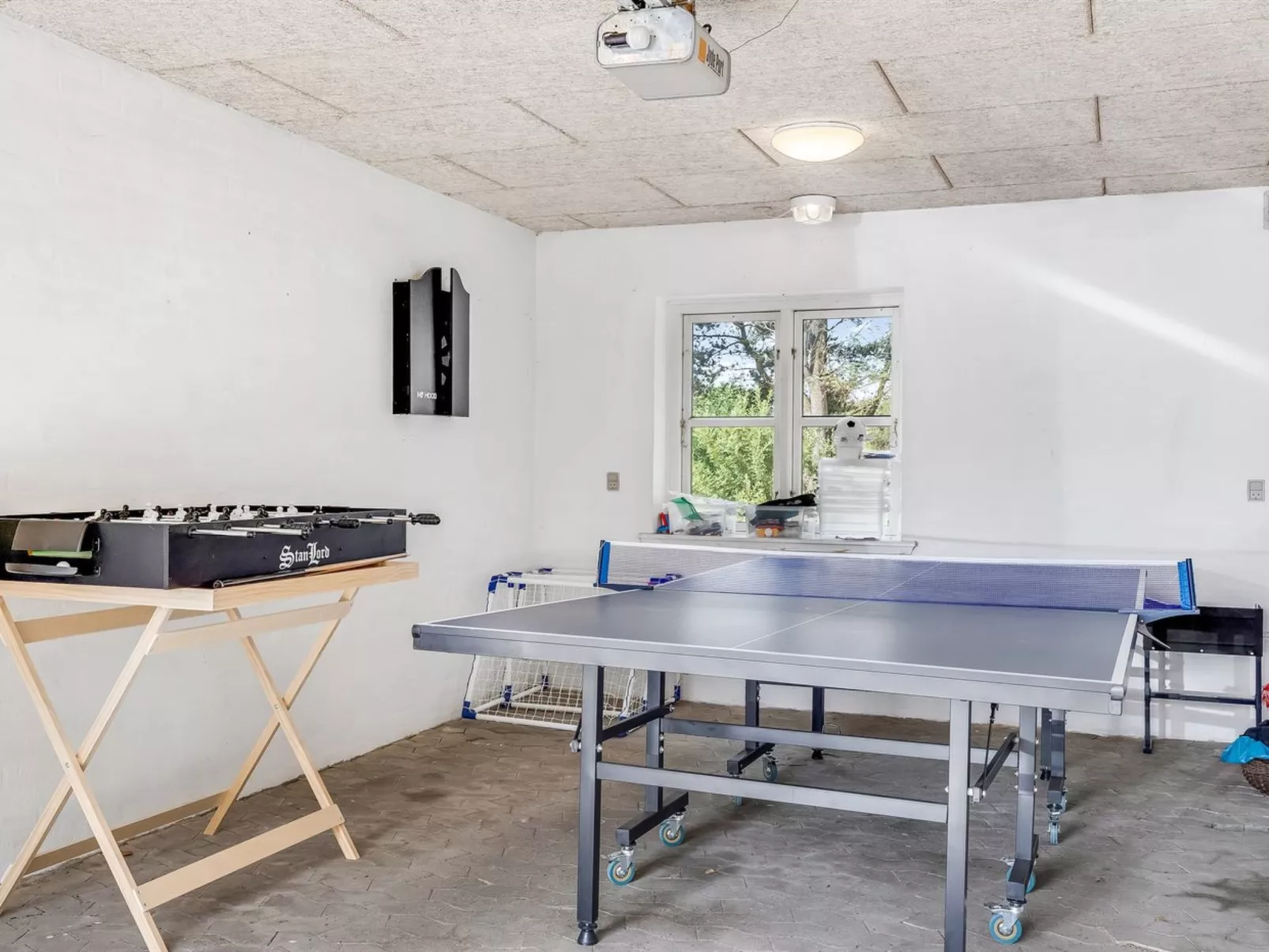 "Marlise" - 2.5km from the sea-Binnen