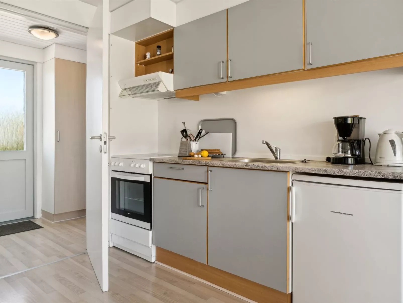 "Bratko" - 300m from the sea-Binnen