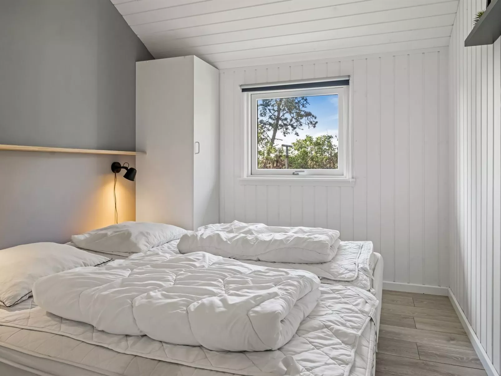 "Persa" -  from the sea-Binnen