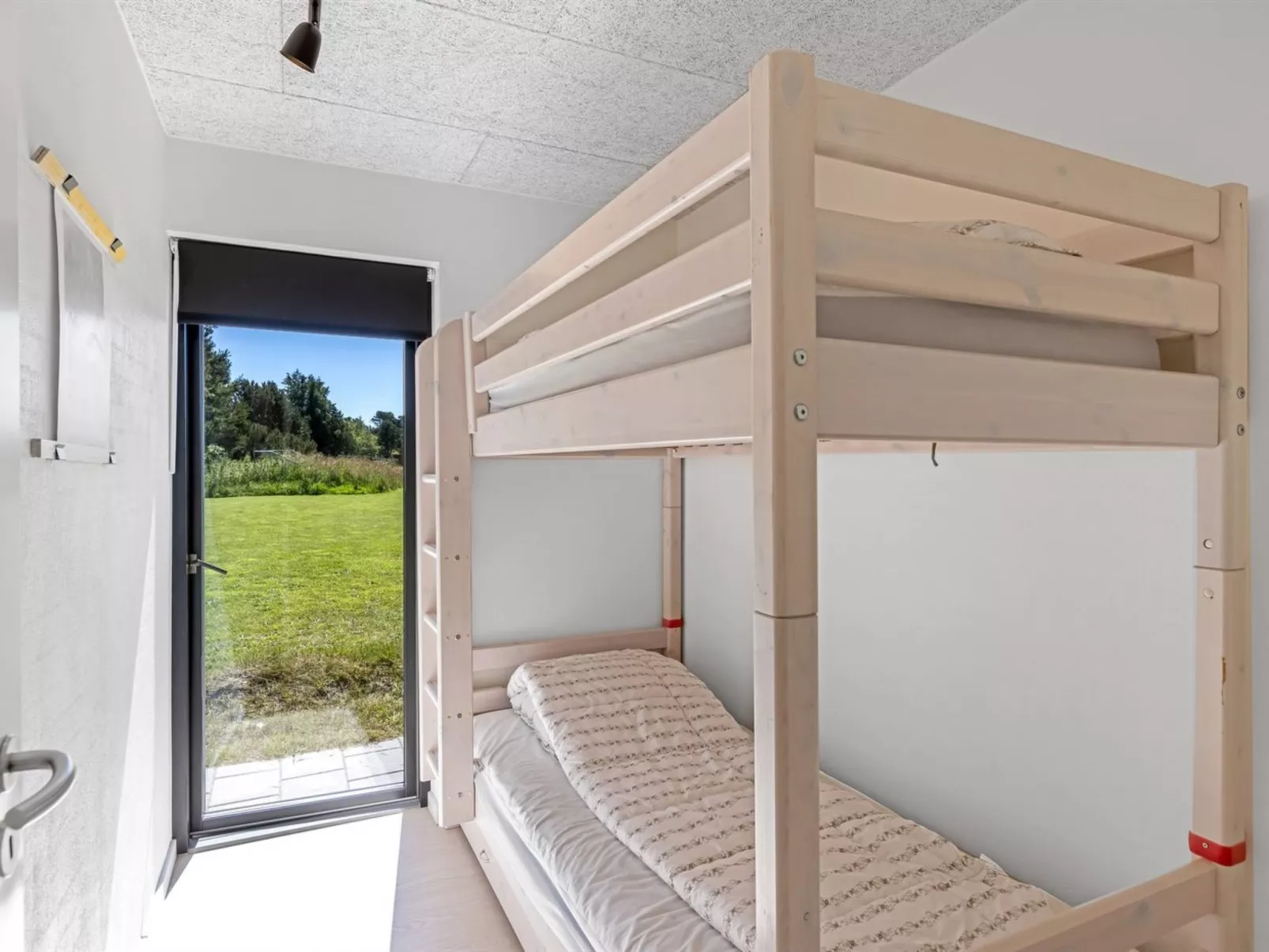 "Syni" - 450m from the sea-Binnen